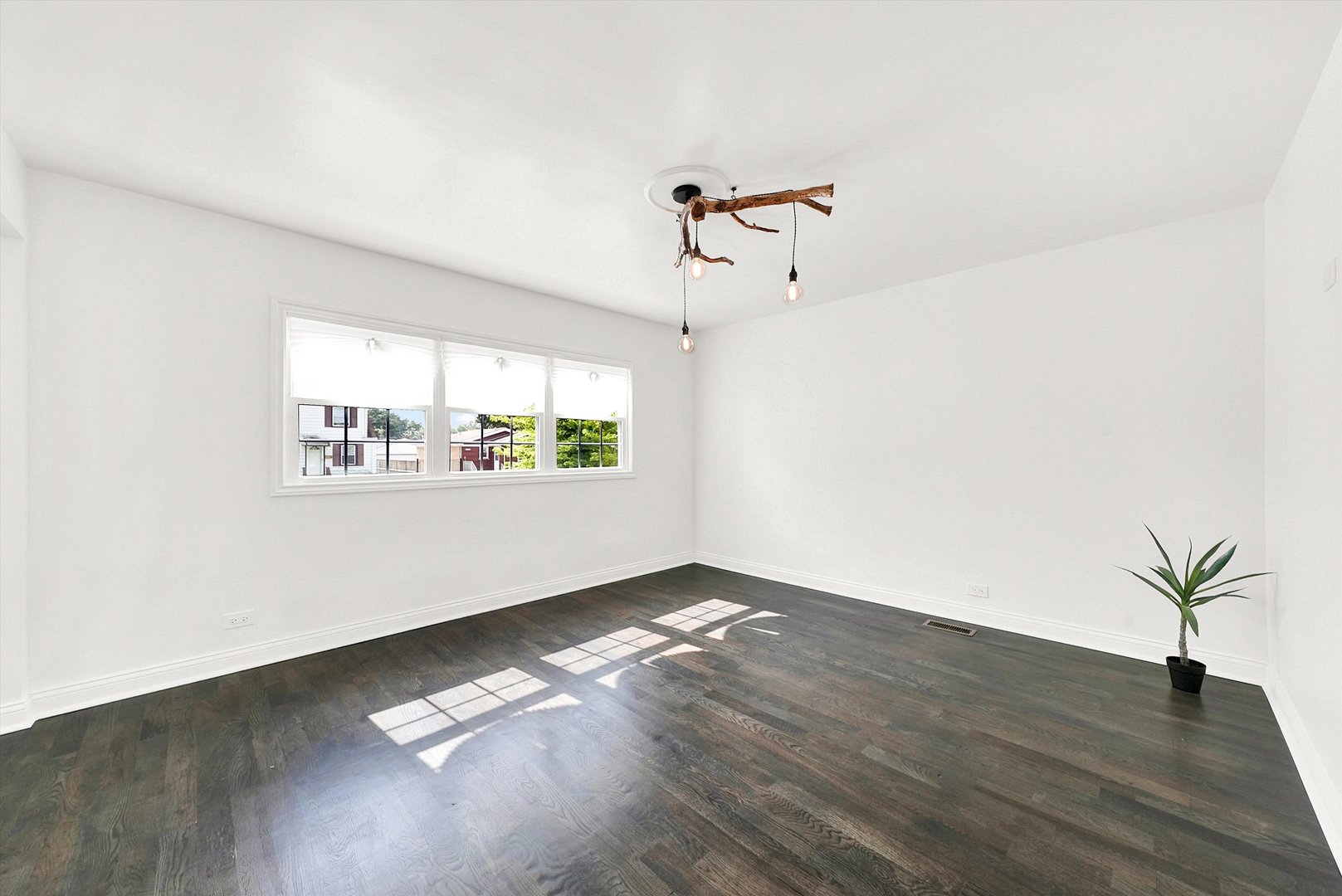 3414 W 116TH Place