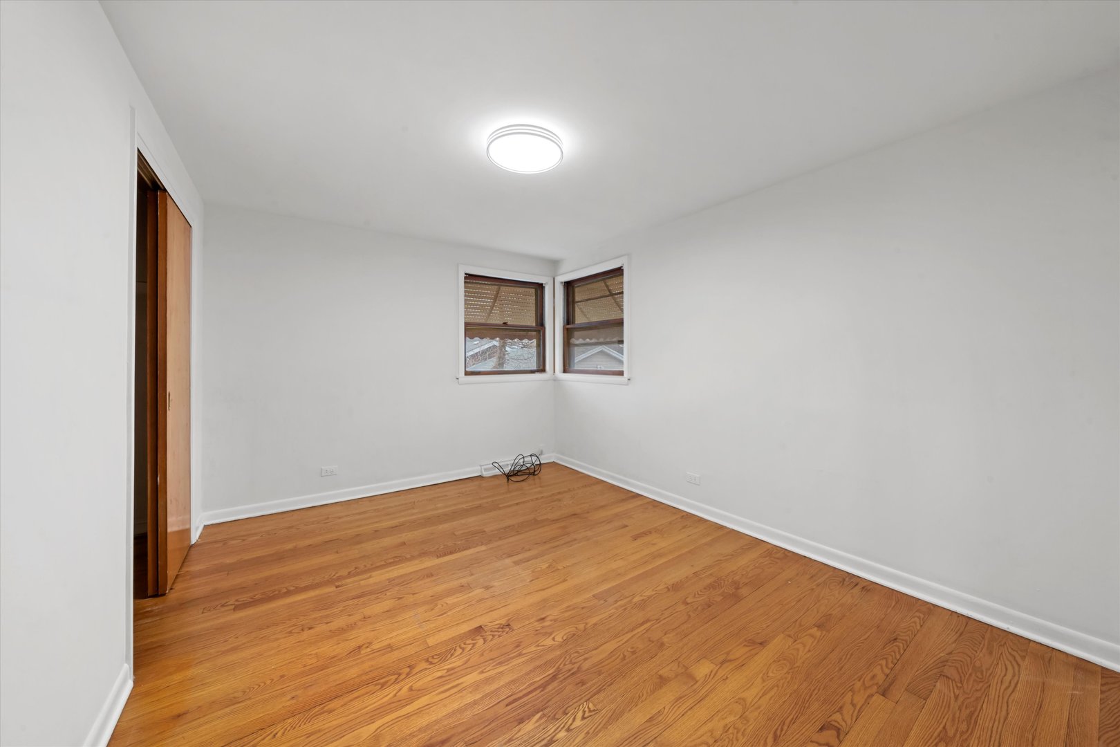 2753 W 84th Street
