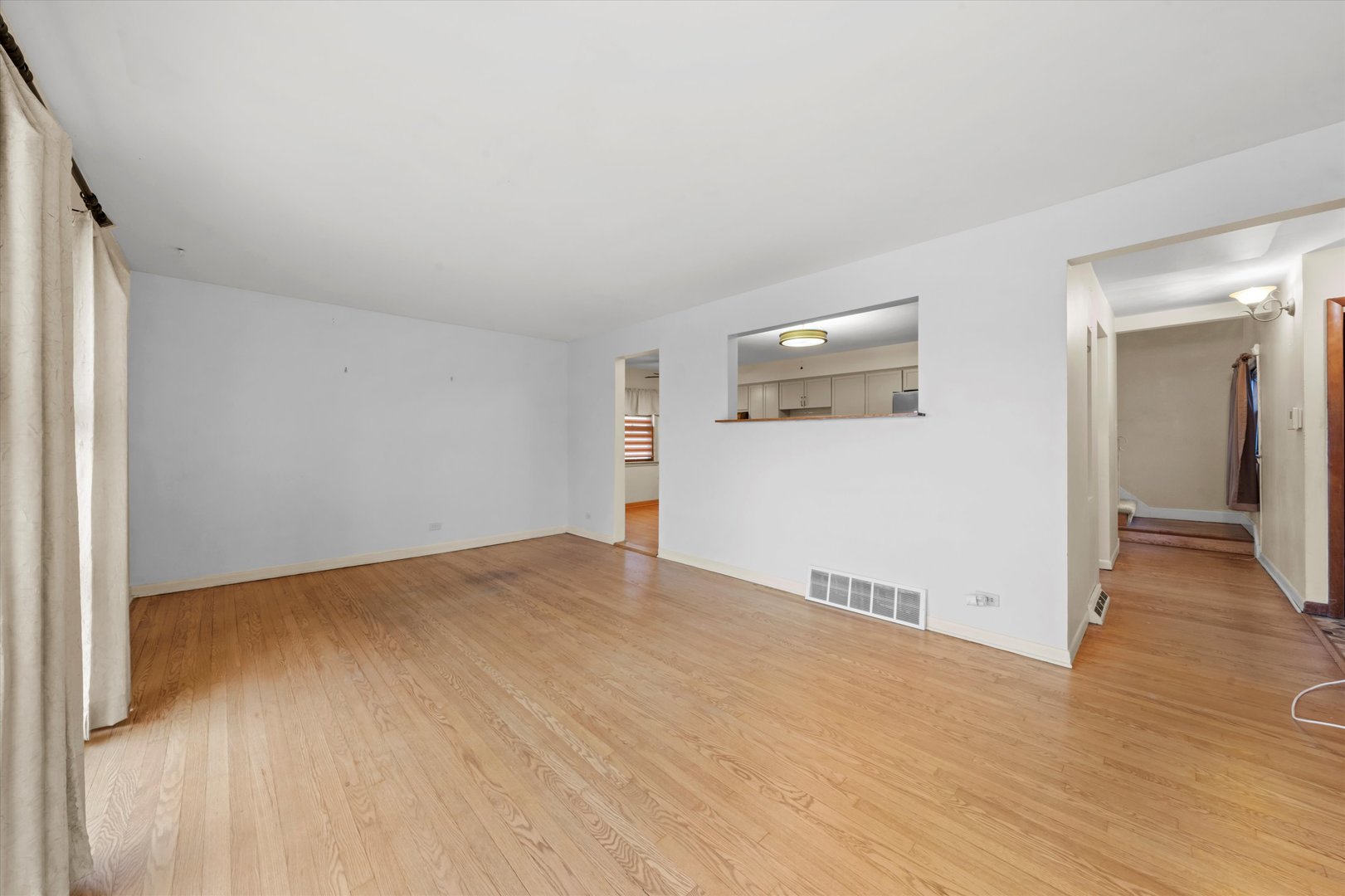 2753 W 84th Street