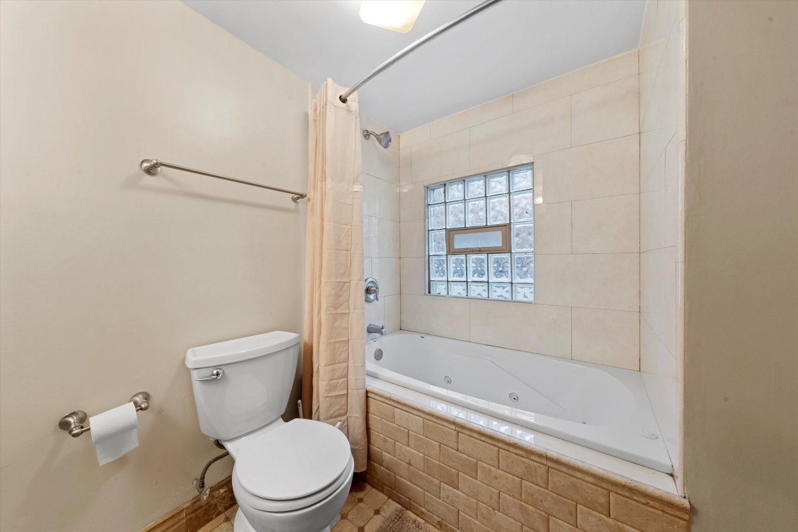 2753 W 84th Street