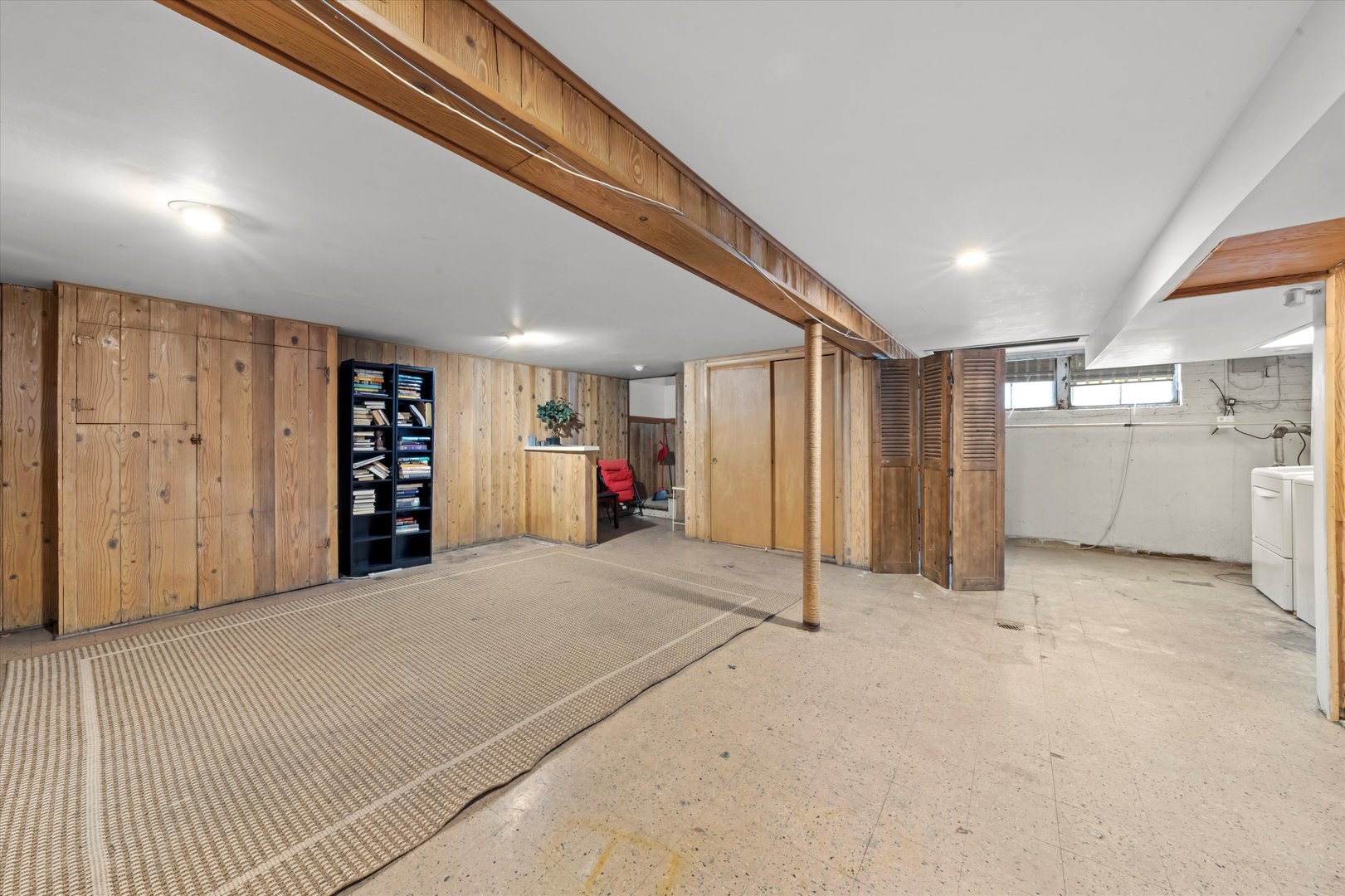 2753 W 84th Street