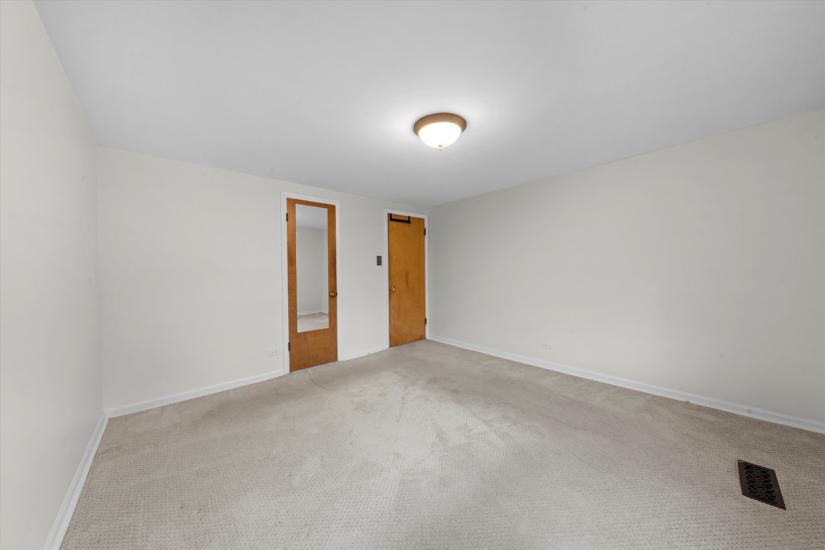 2753 W 84th Street
