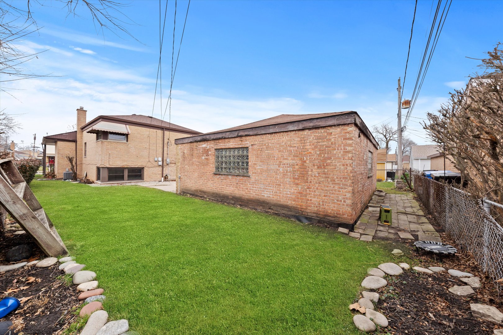 2753 W 84th Street