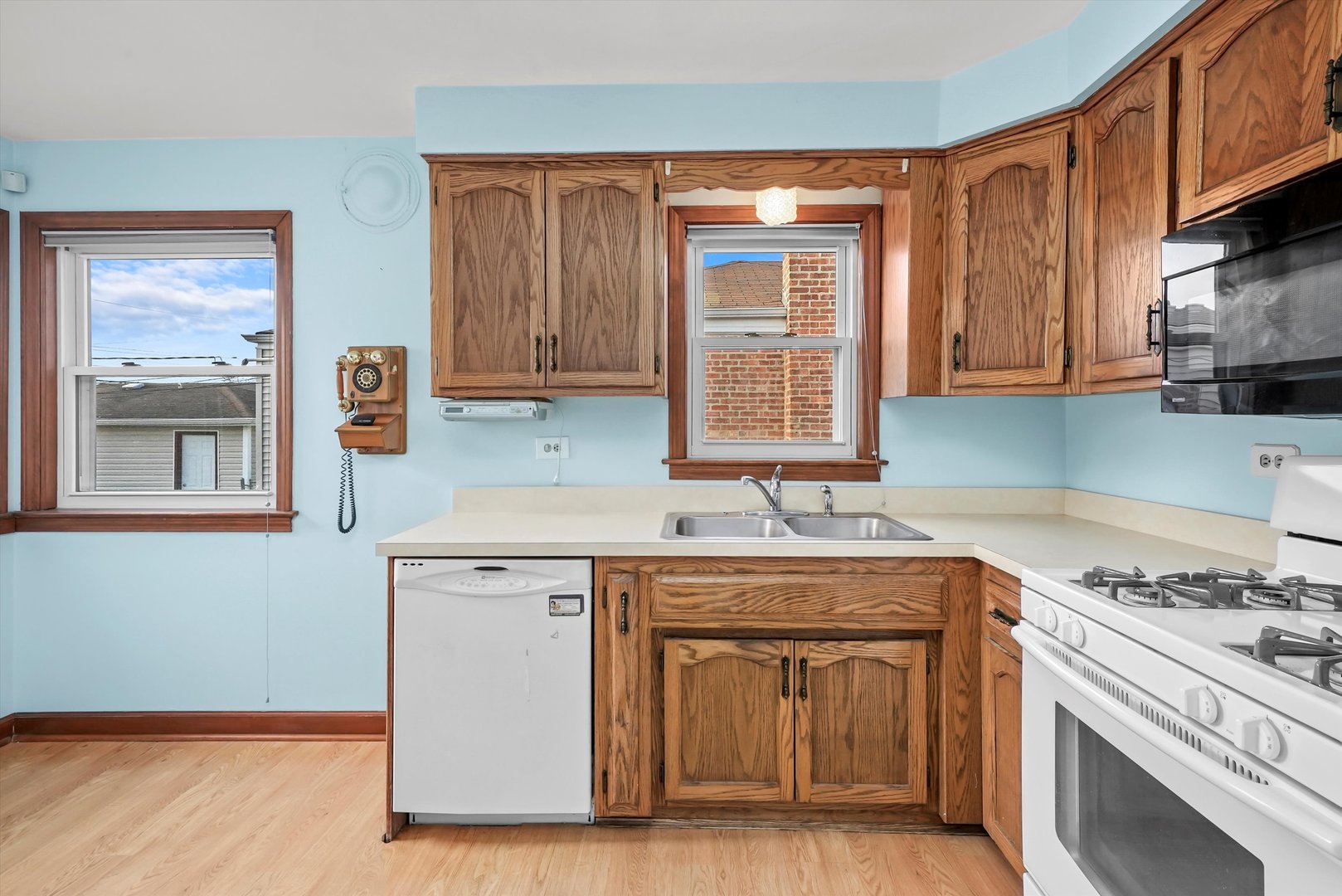 3909 W 107th Street