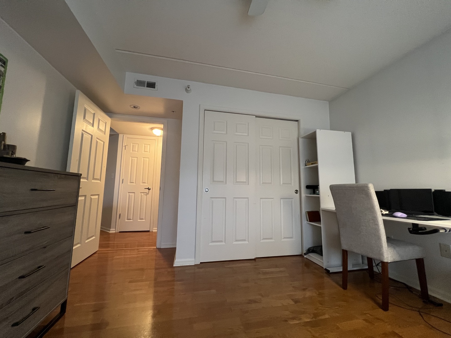 390 S Western Avenue Unit: 401