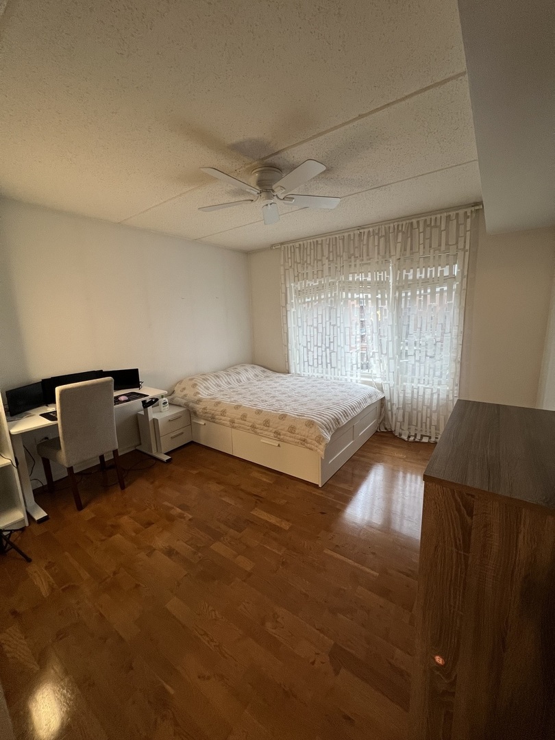 390 S Western Avenue Unit: 401