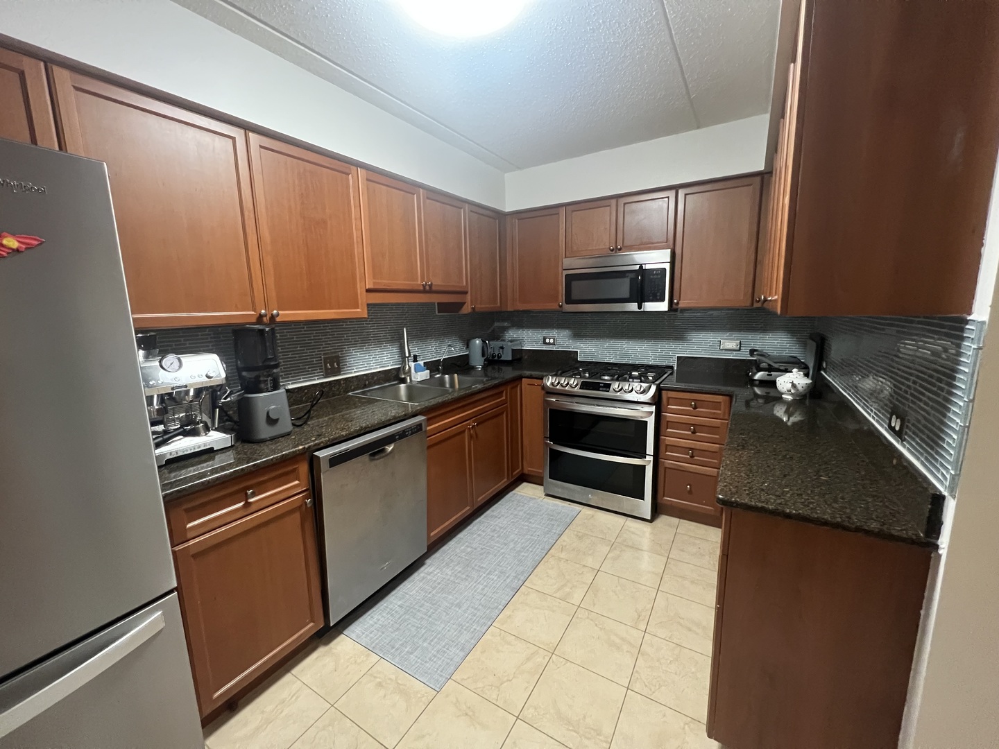 390 S Western Avenue Unit: 401