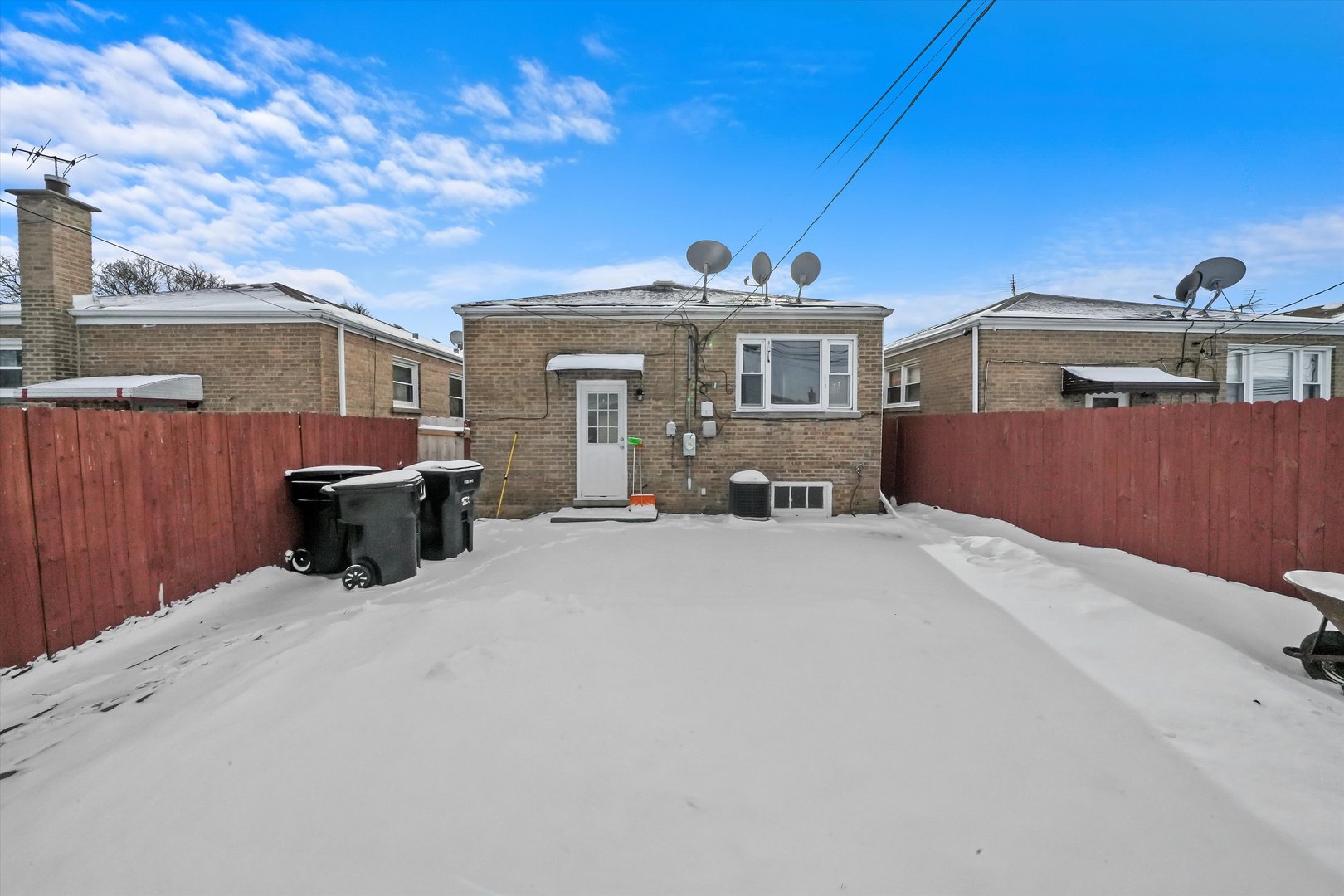 3930 W 84th Place