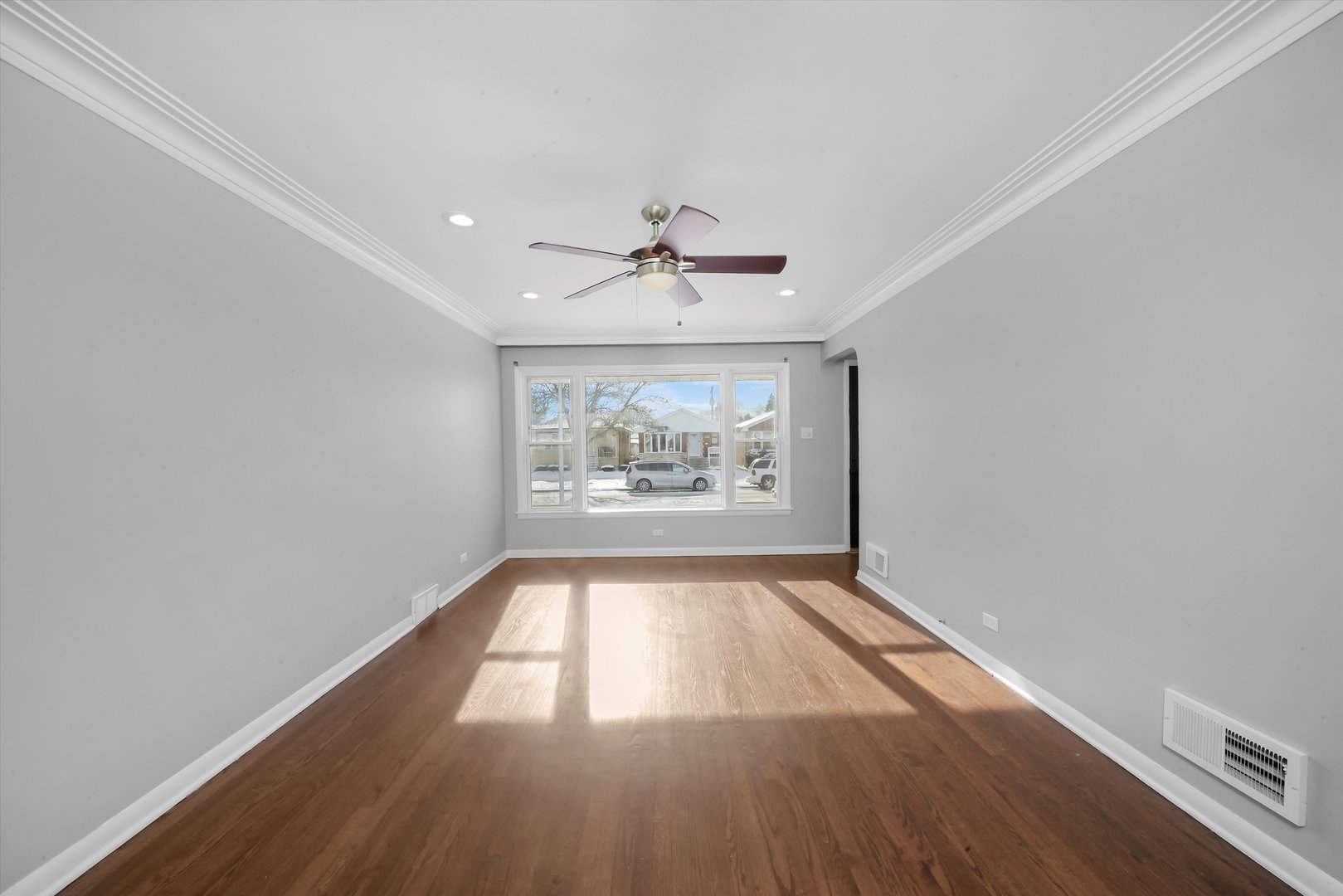 3930 W 84th Place