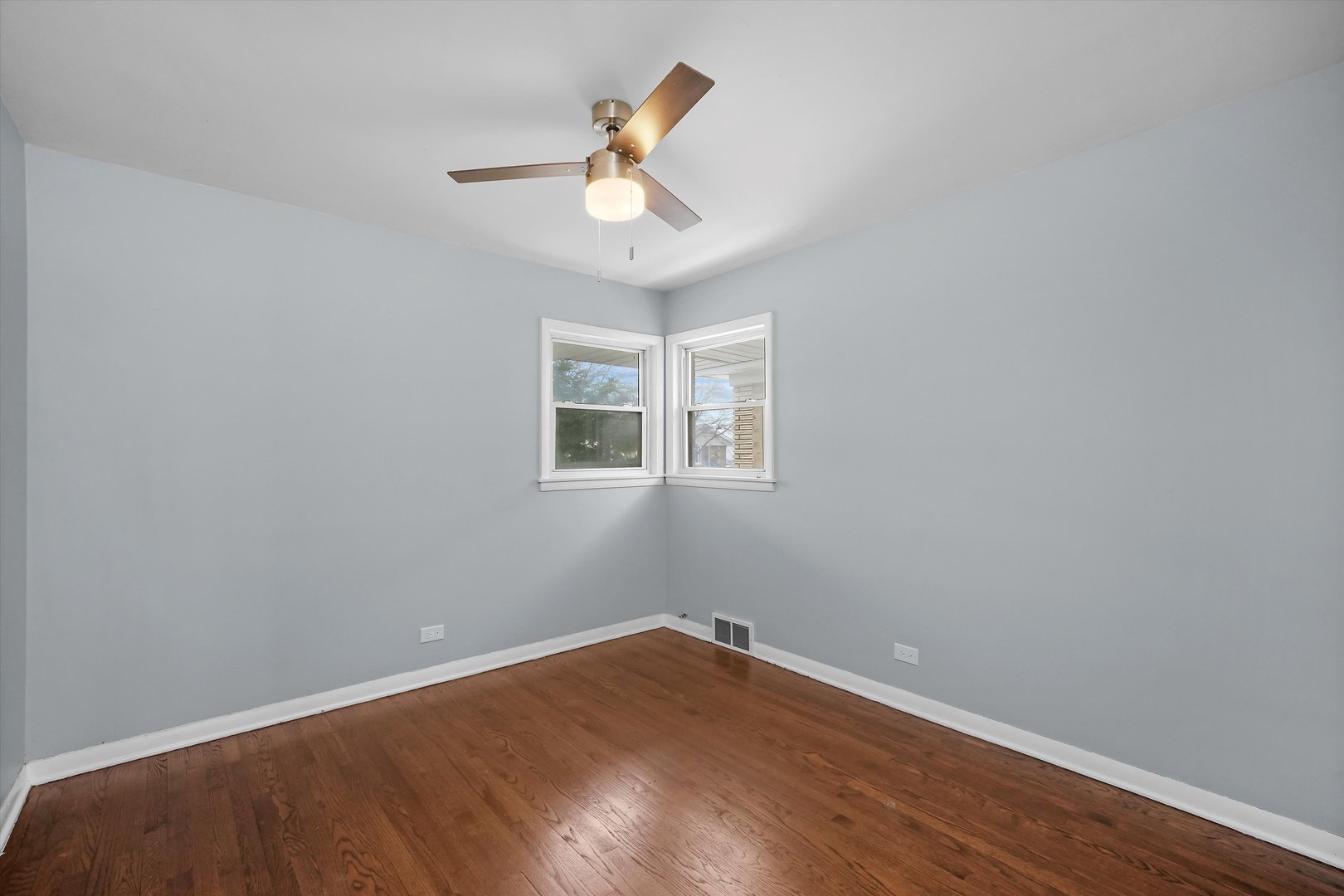 3930 W 84th Place