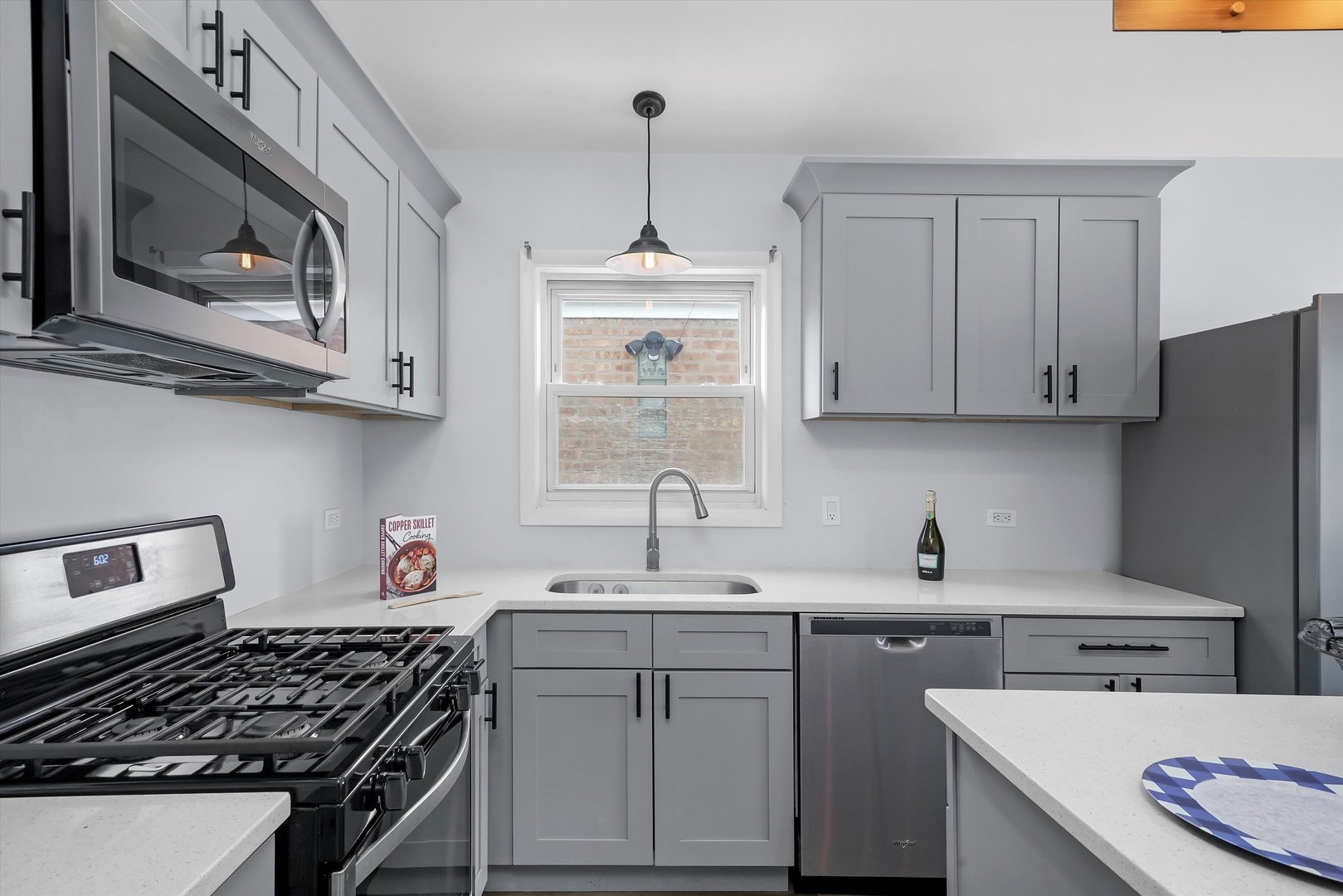 3930 W 84th Place