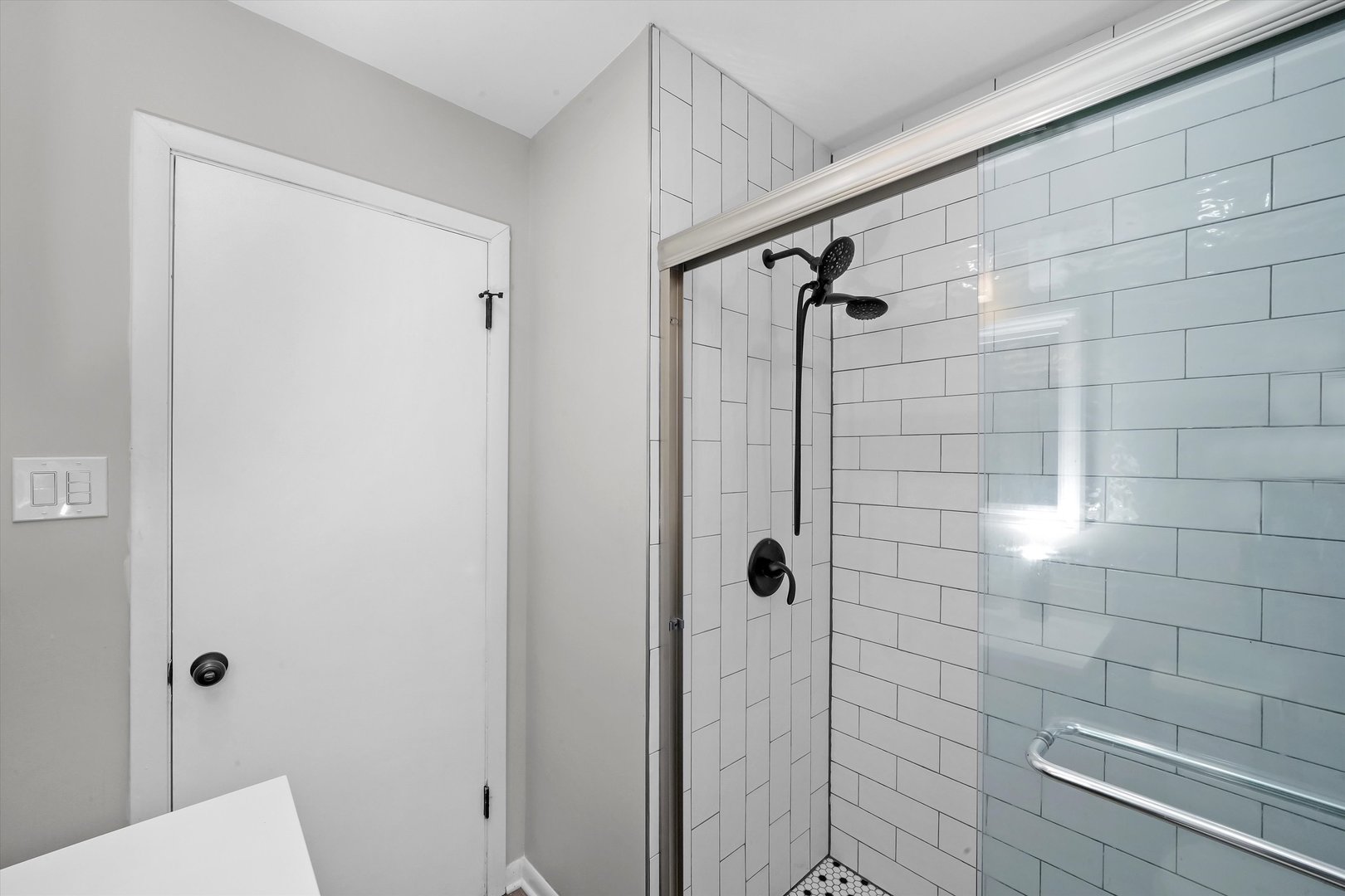 3930 W 84th Place