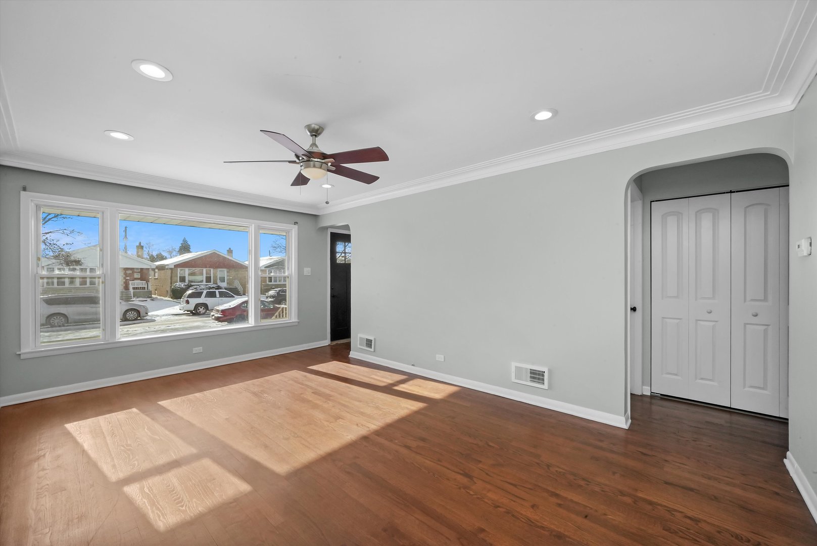 3930 W 84th Place