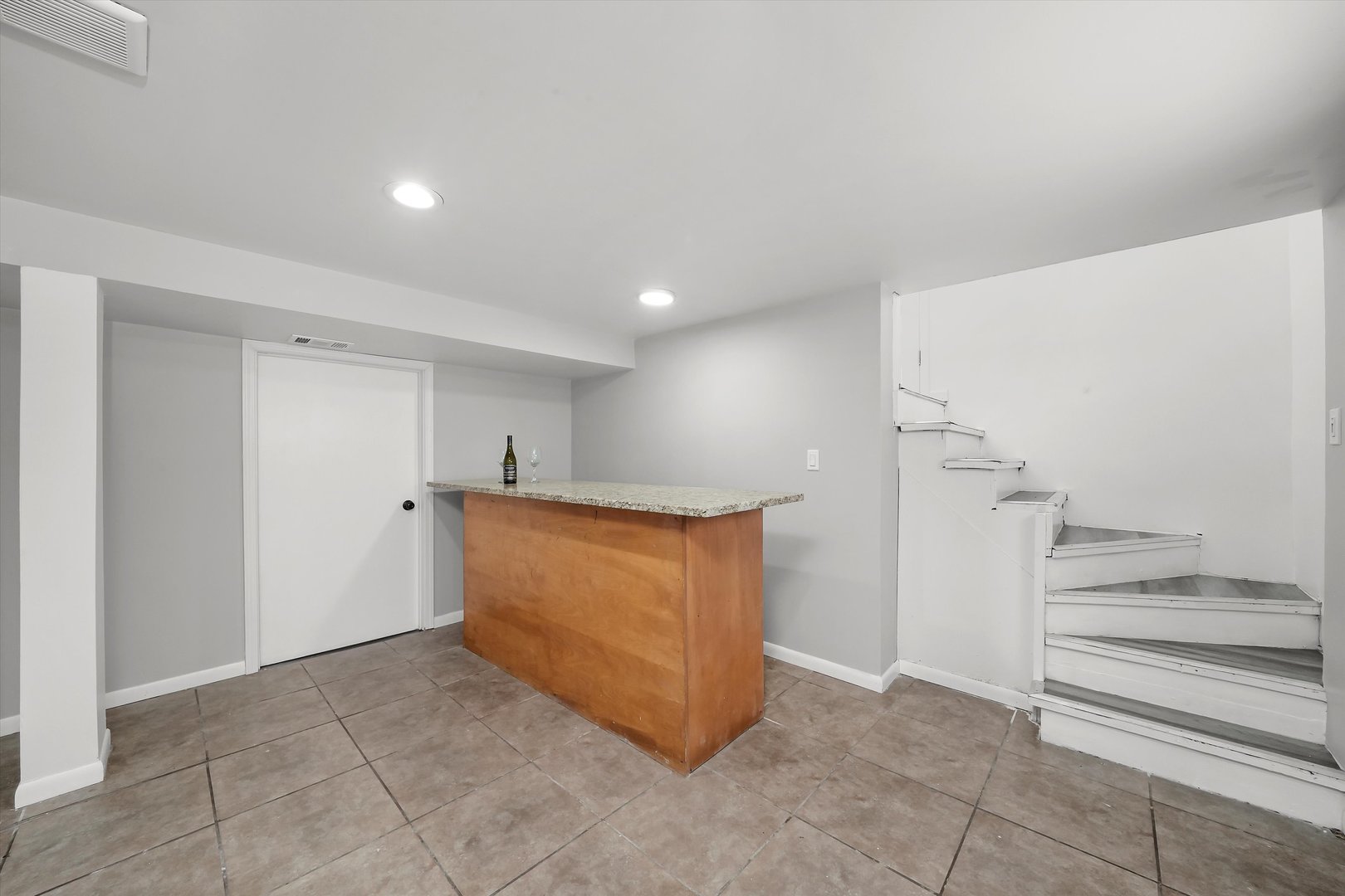3930 W 84th Place