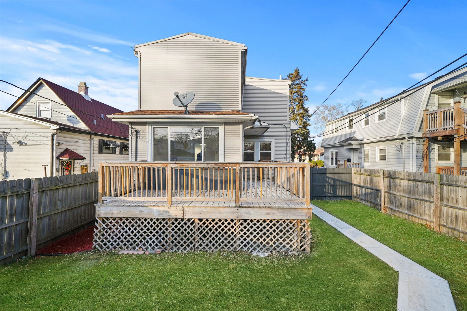 521 W 103rd Place