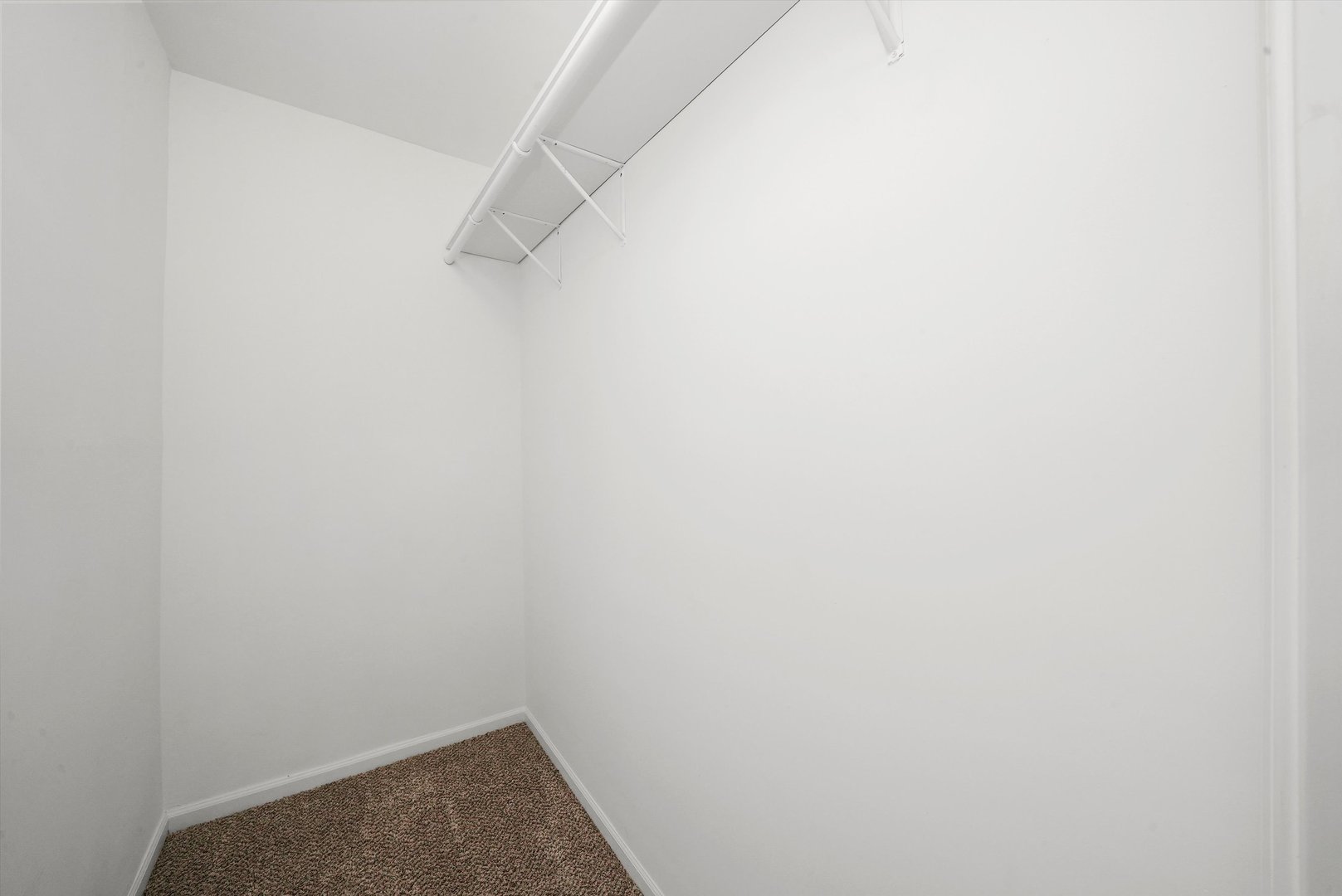 521 W 103rd Place