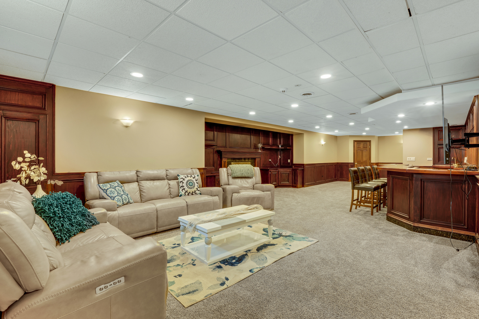 12040 Flint Drive