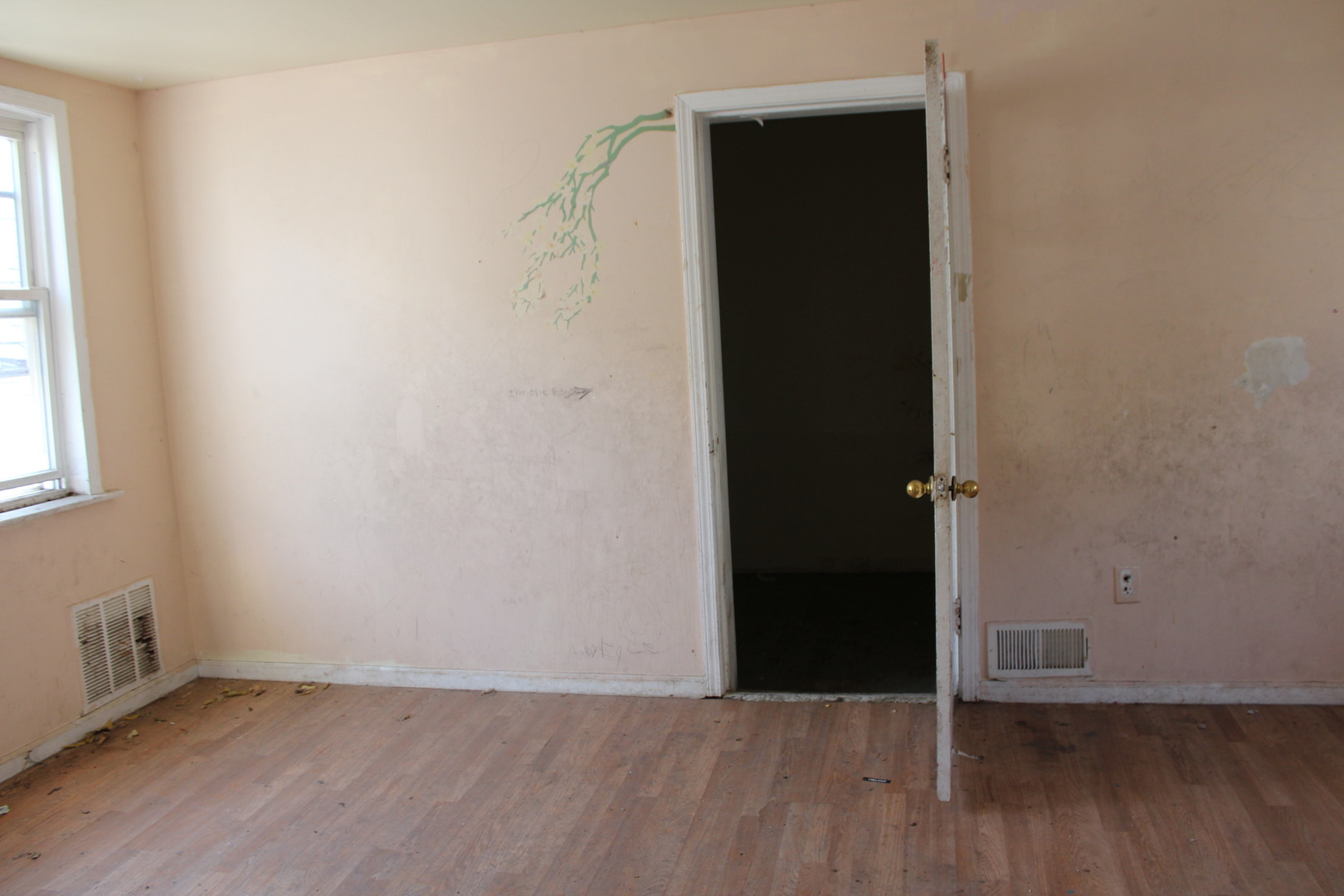 47 E 100th Street