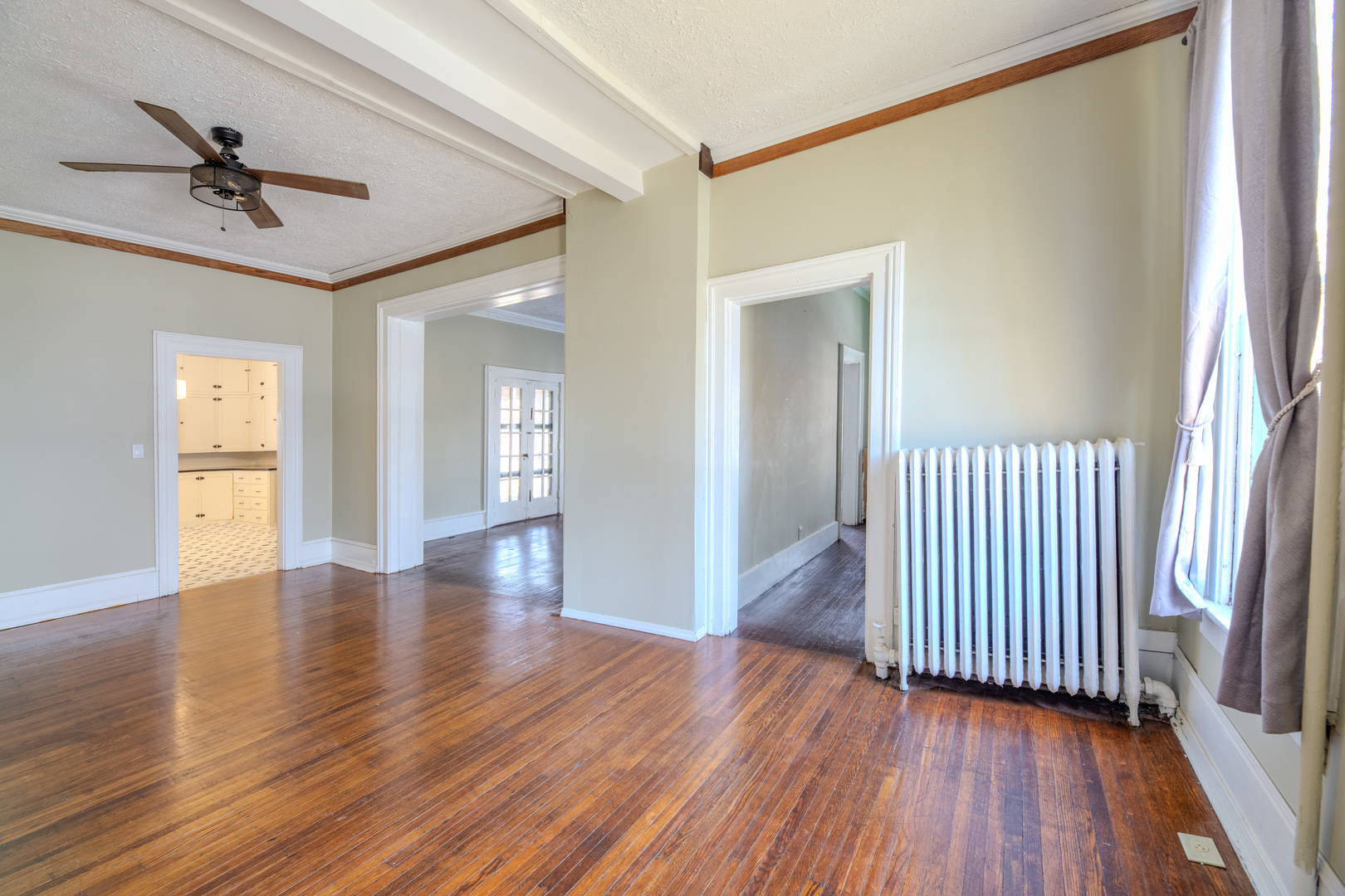 407 E Mulberry Street