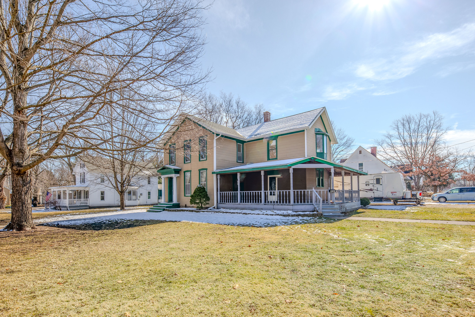 407 E Mulberry Street