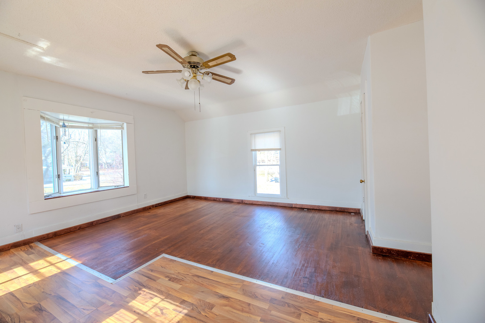 407 E Mulberry Street