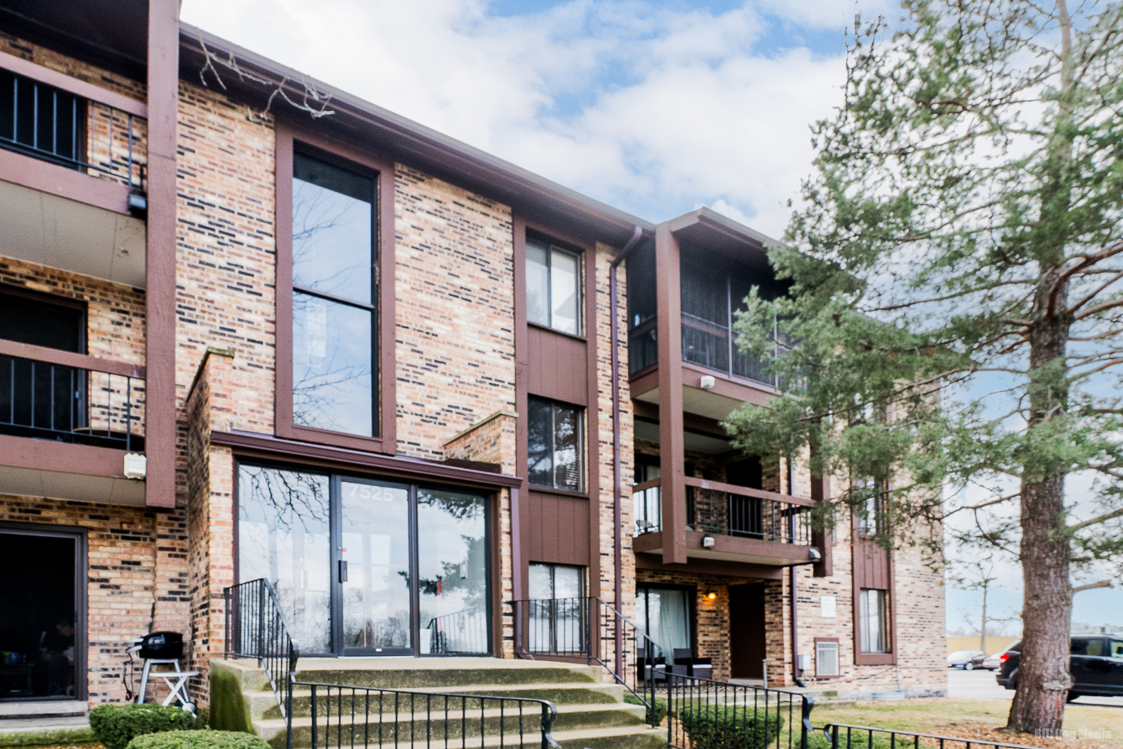 7525 W 175th Street Unit: 823