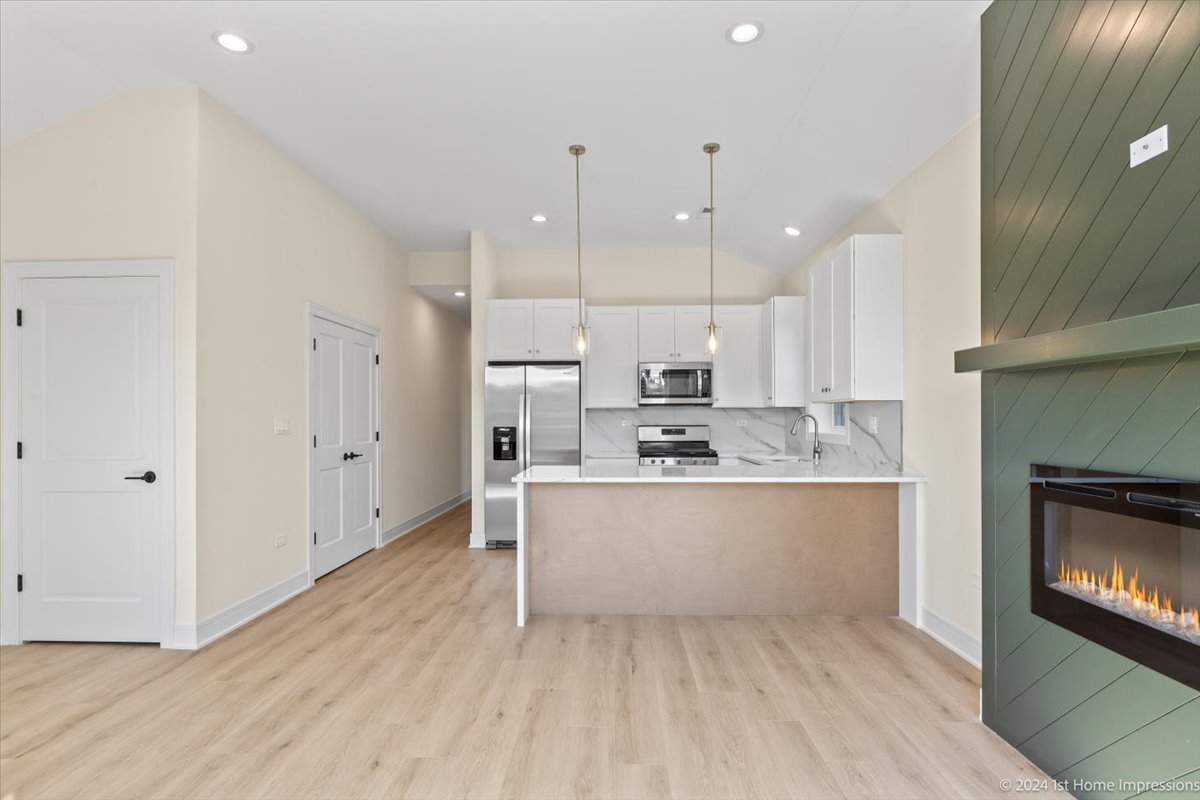 6546 S Drexel Avenue