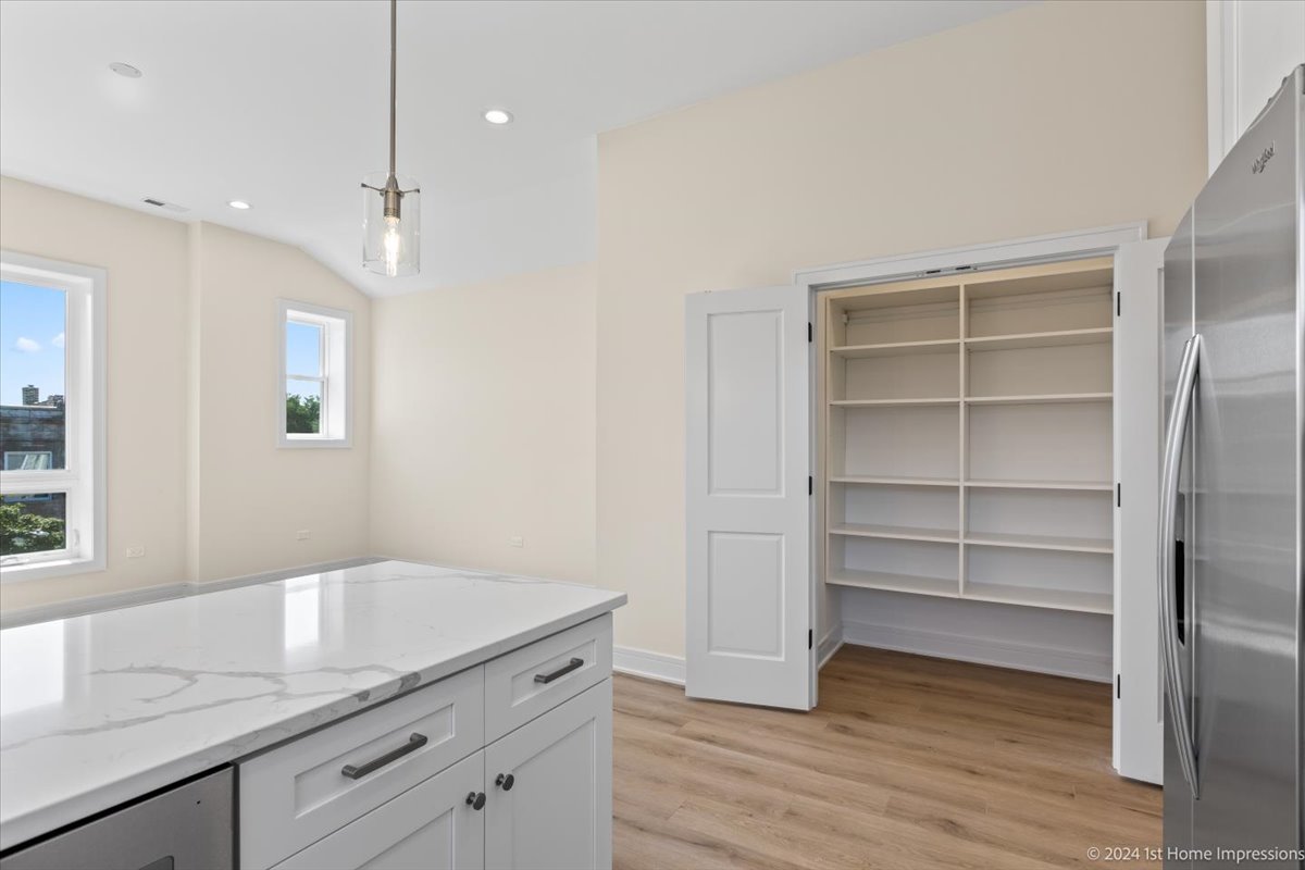 6546 S Drexel Avenue