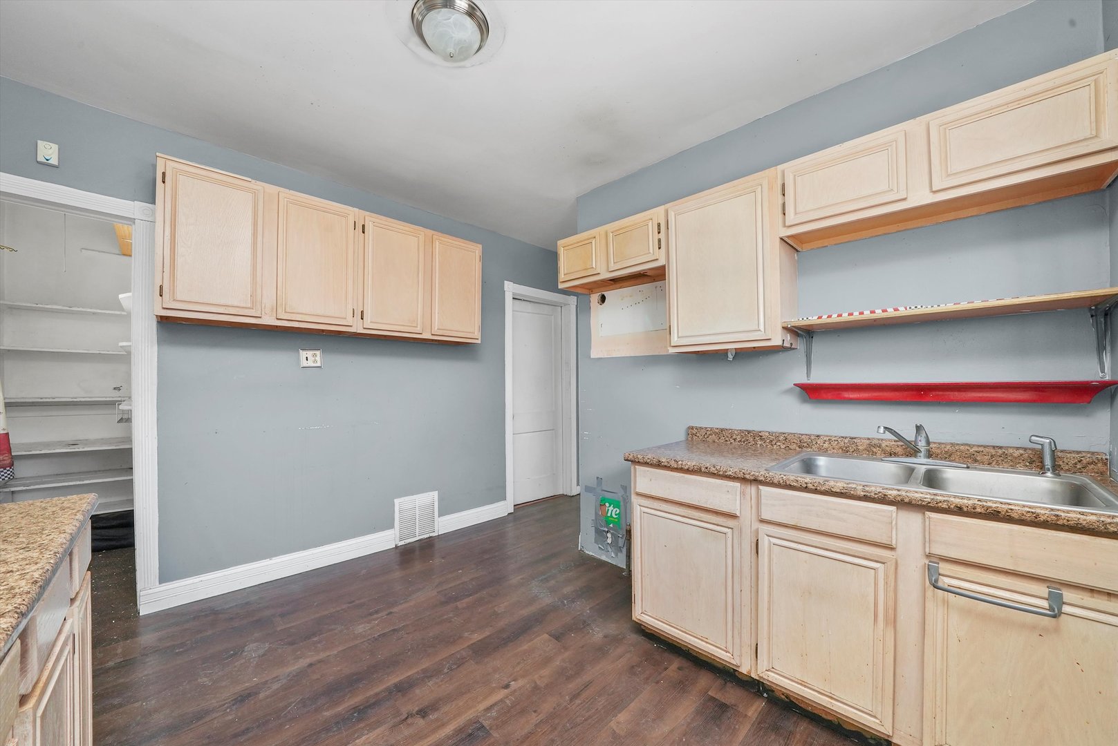 3656 W 65th Street