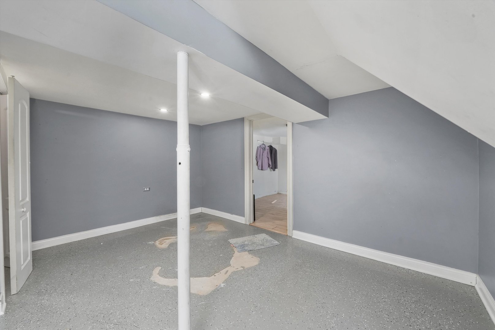 3656 W 65th Street
