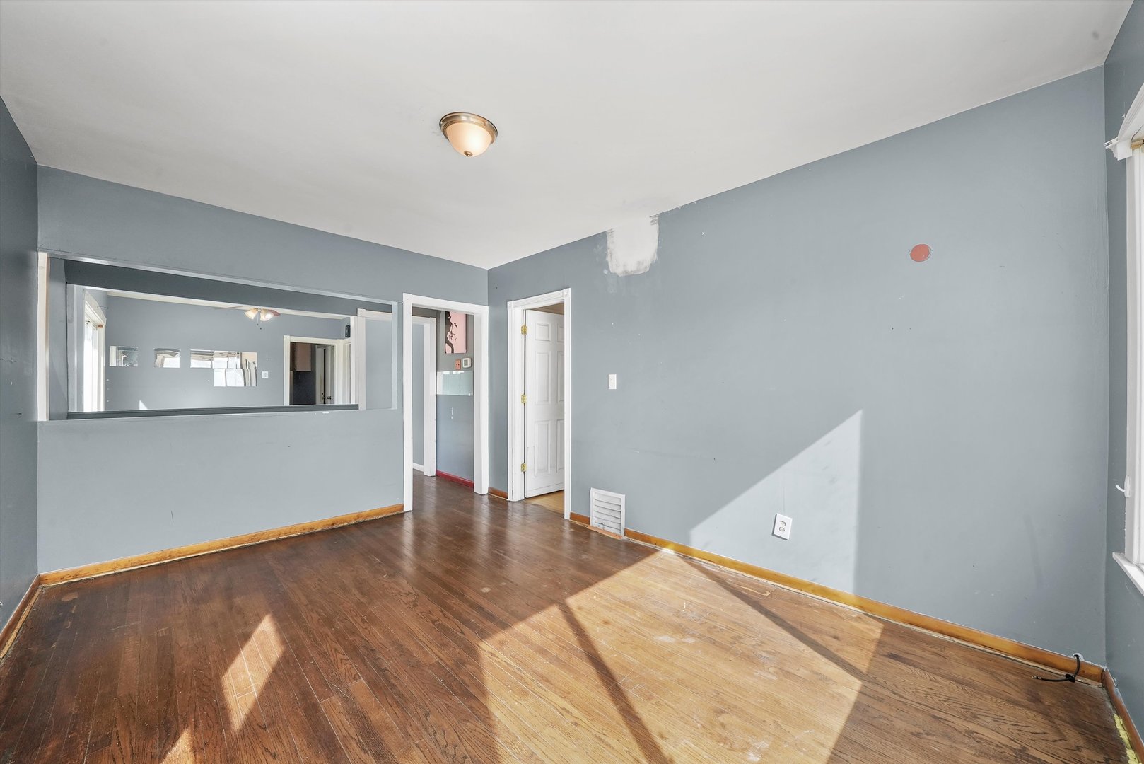3656 W 65th Street