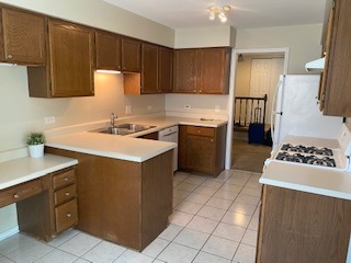 182 BROOK Lane Unit: 182