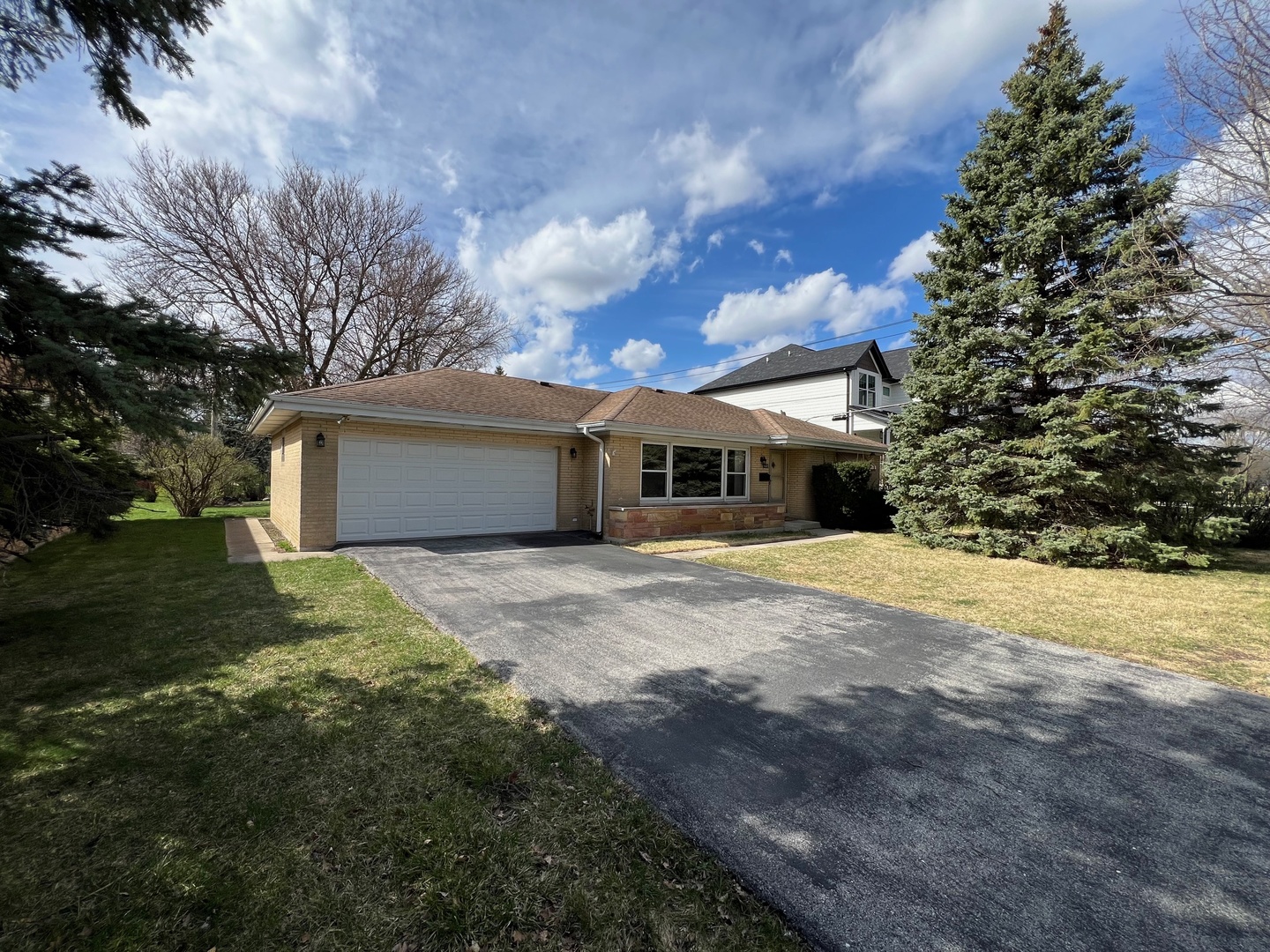 1032 Sherwood Road