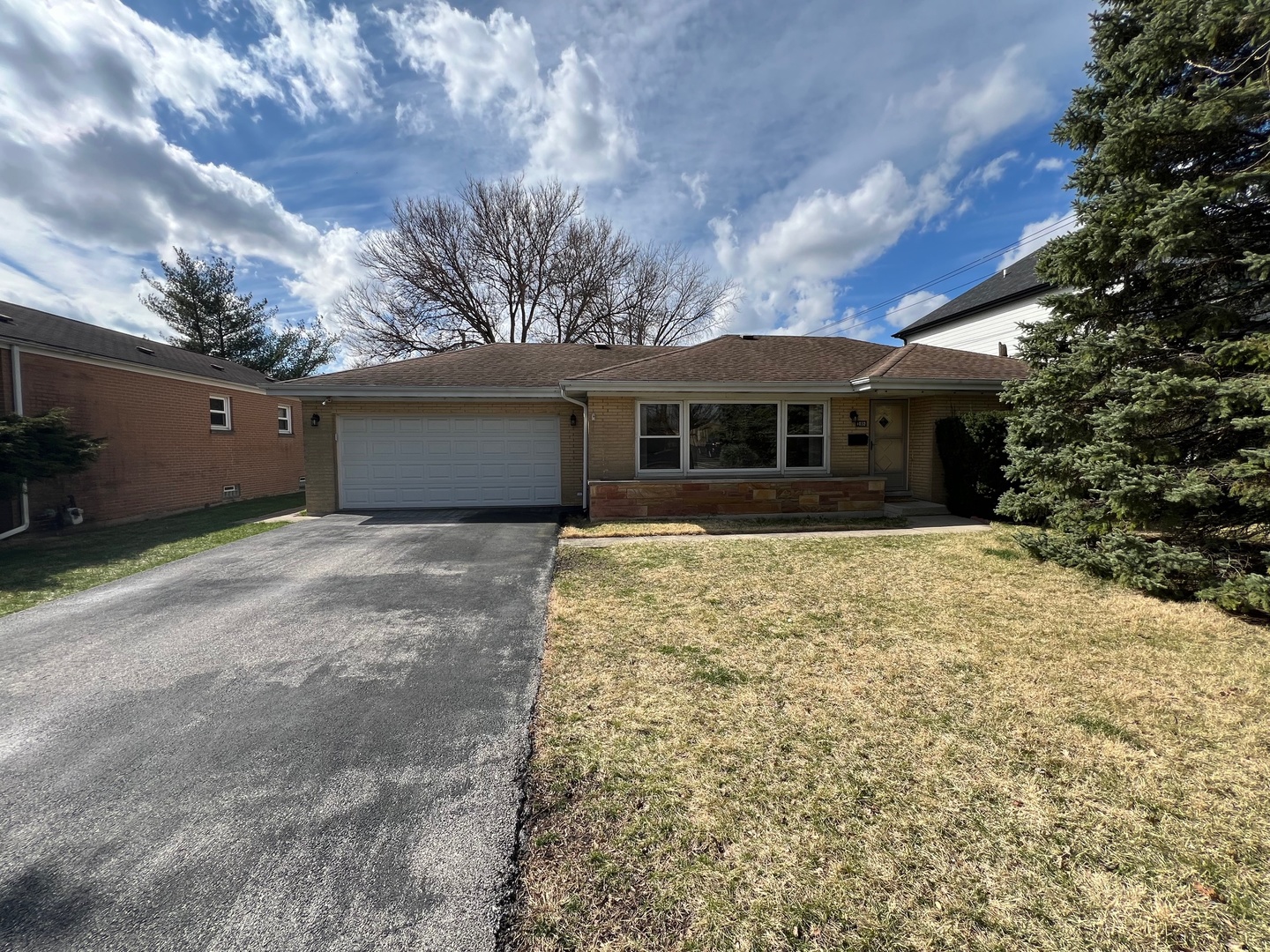 1032 Sherwood Road
