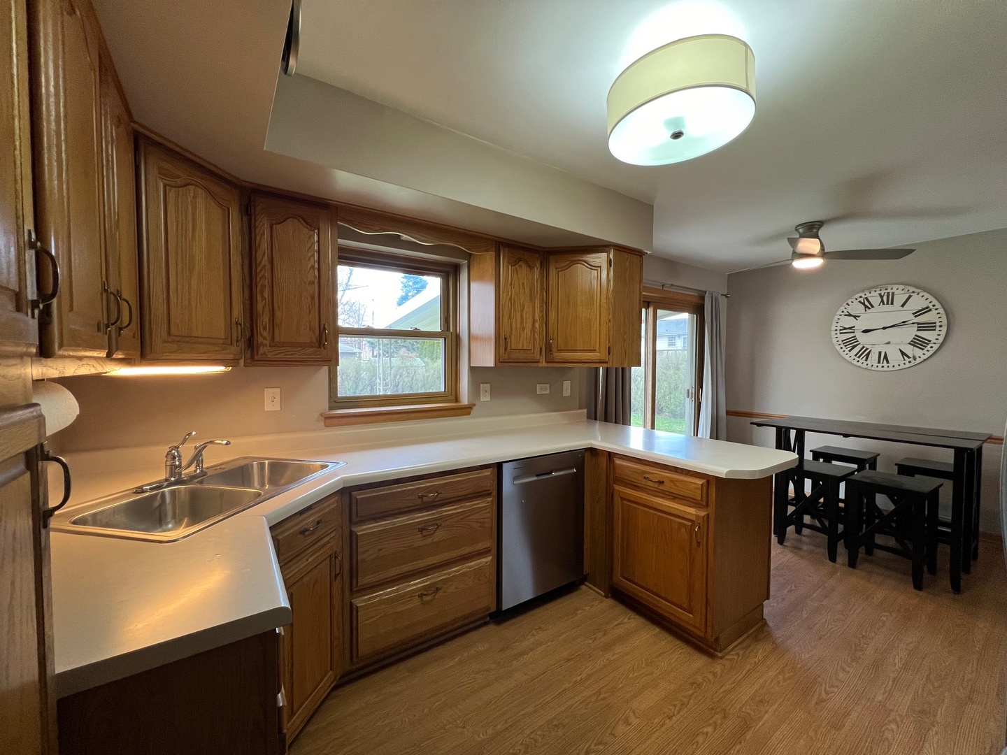 1032 Sherwood Road
