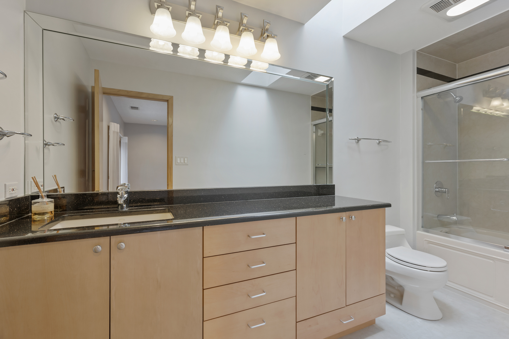 1002 S Butternut Circle