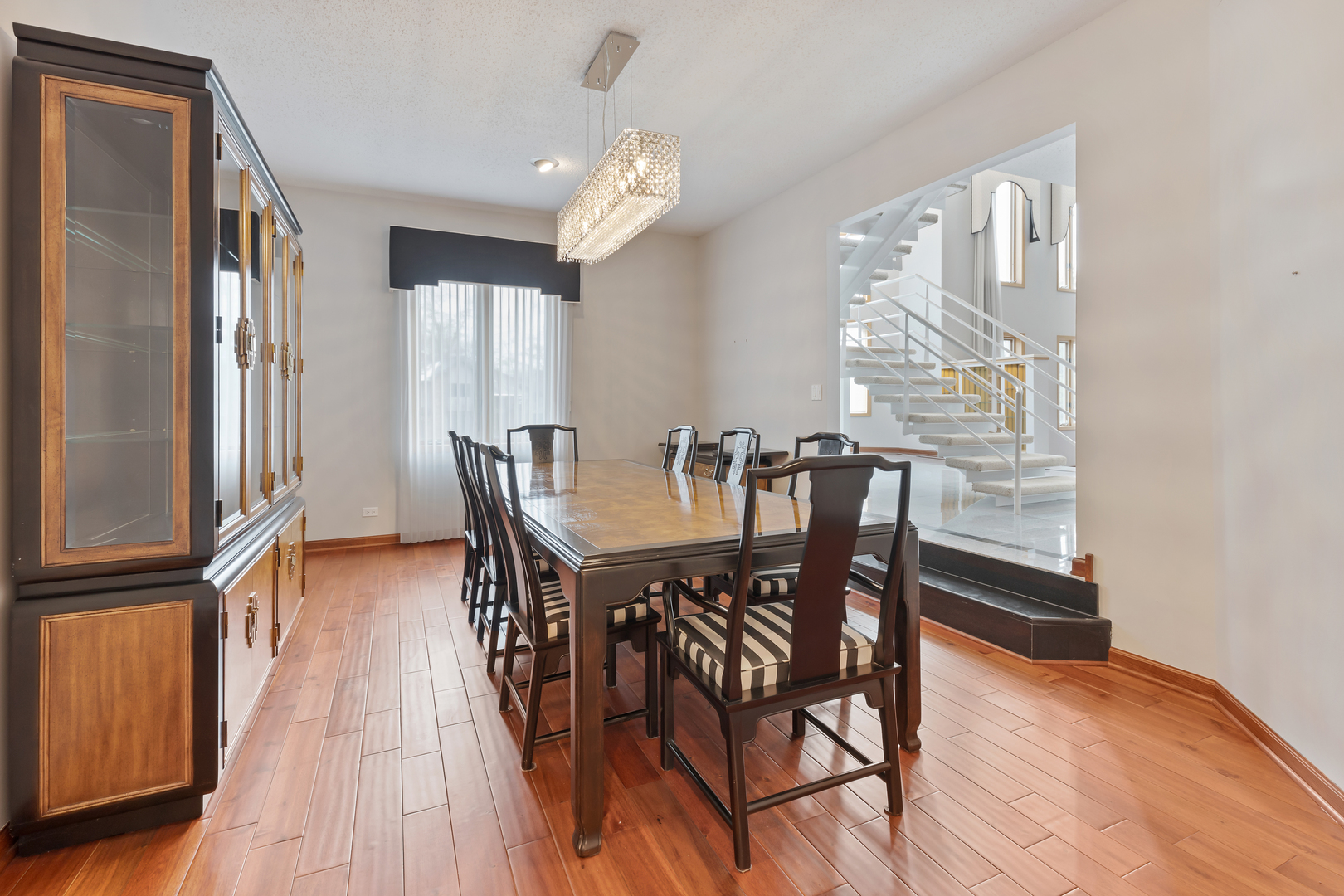 1002 S Butternut Circle