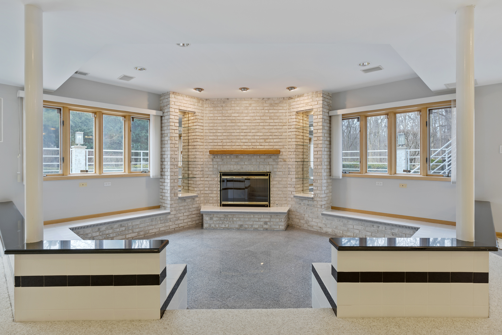 1002 S Butternut Circle