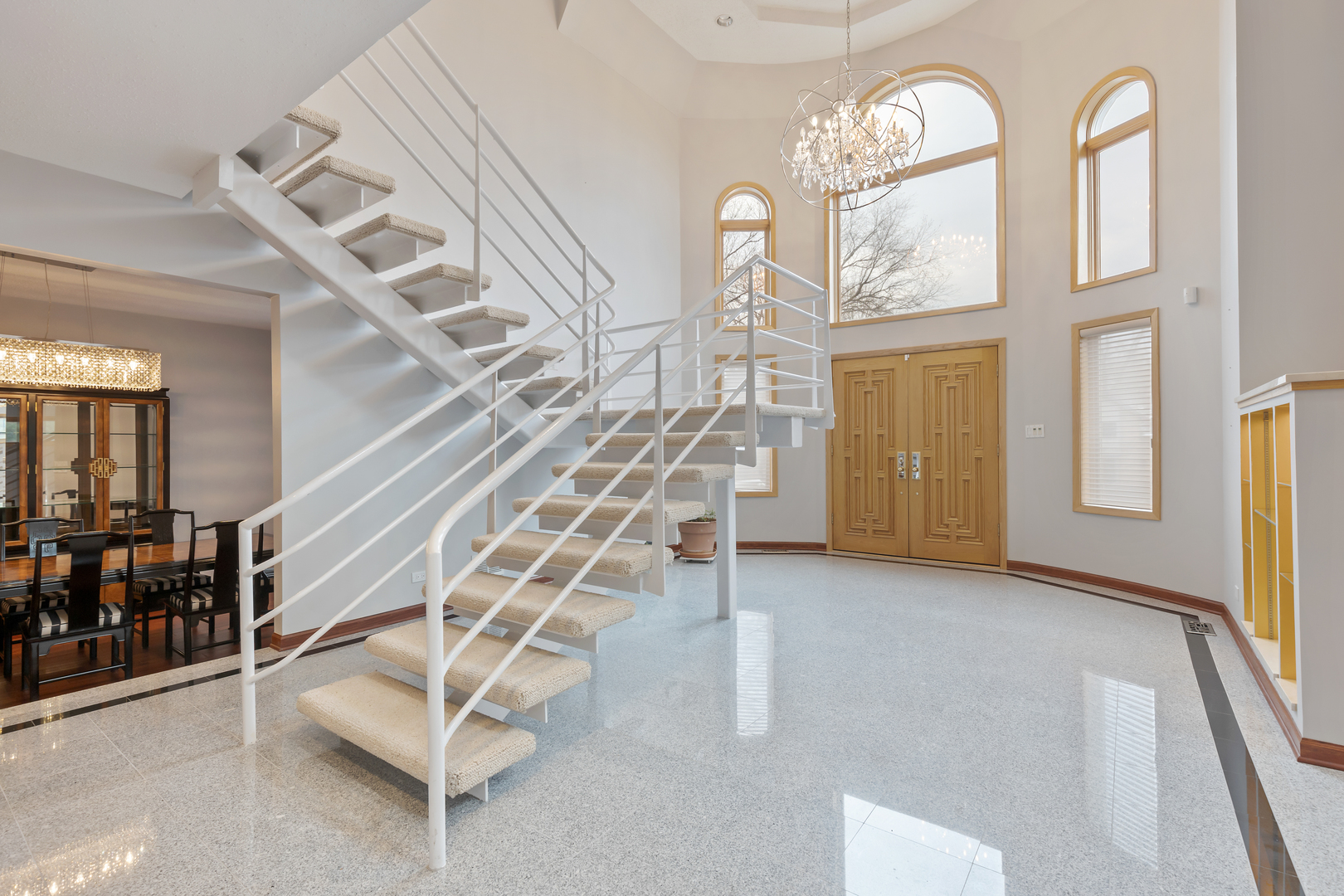 1002 S Butternut Circle