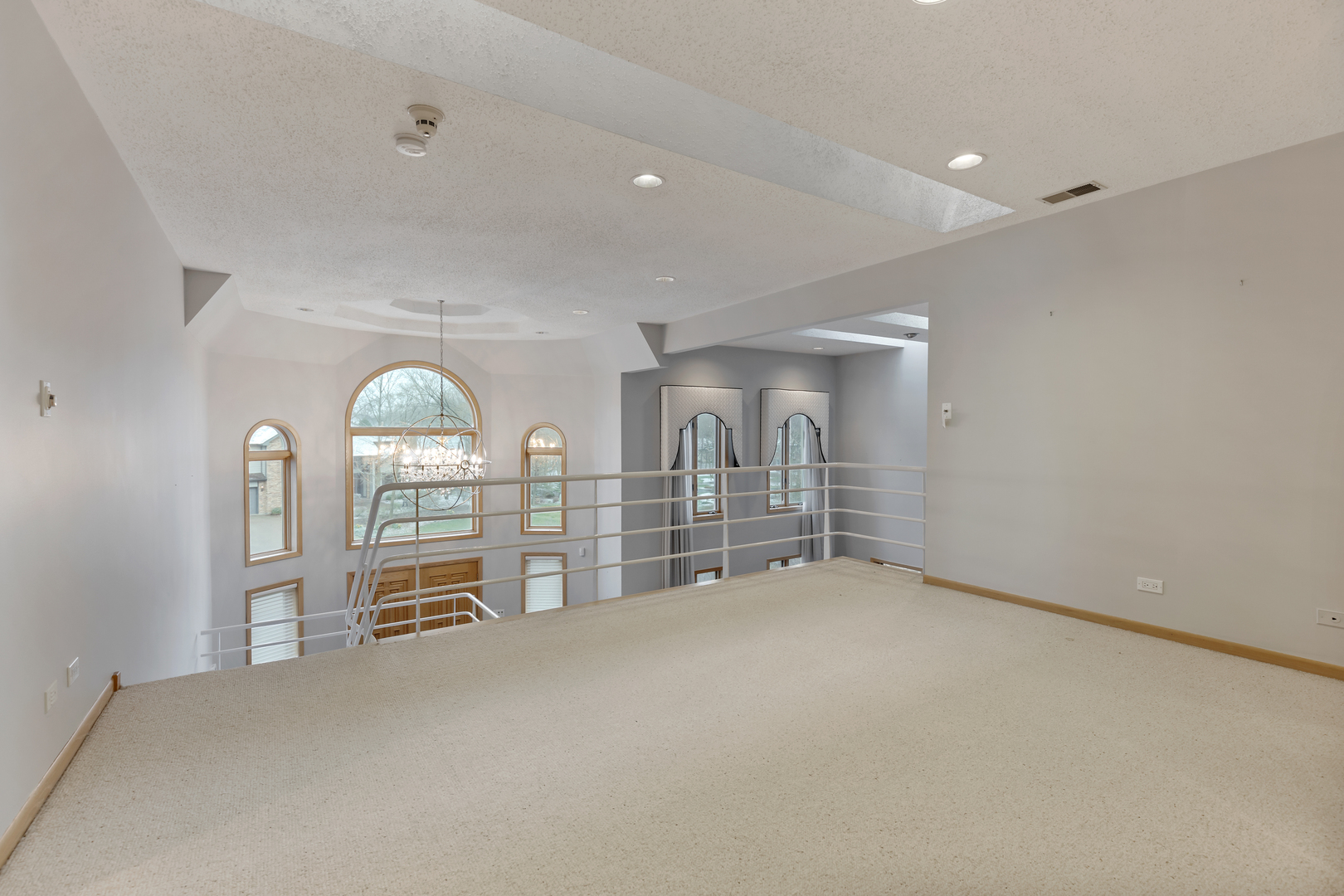 1002 S Butternut Circle