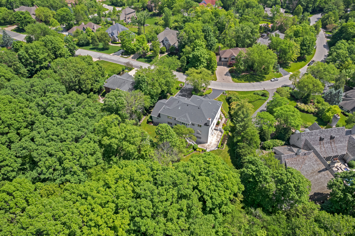 1002 S Butternut Circle