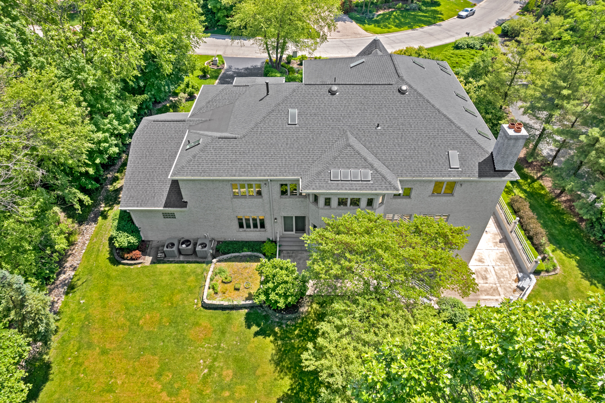 1002 S Butternut Circle