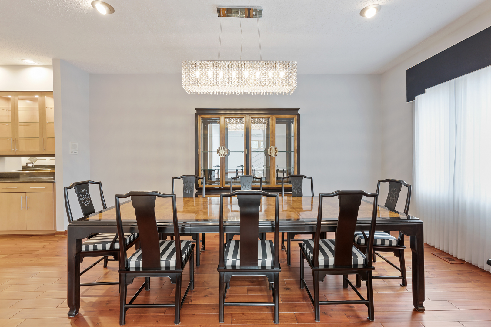 1002 S Butternut Circle