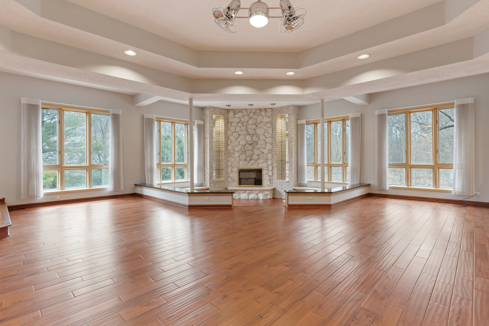 1002 S Butternut Circle