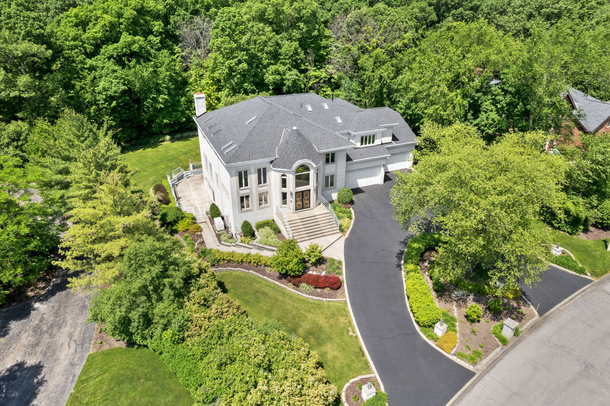 1002 S Butternut Circle