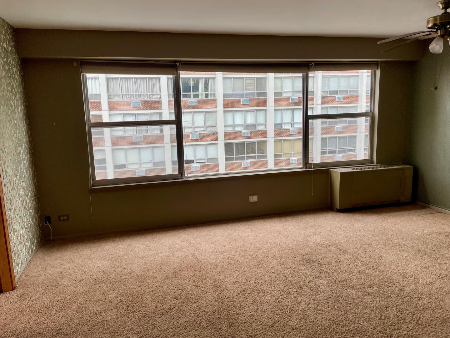 6157 N SHERIDAN Road Unit: 19A
