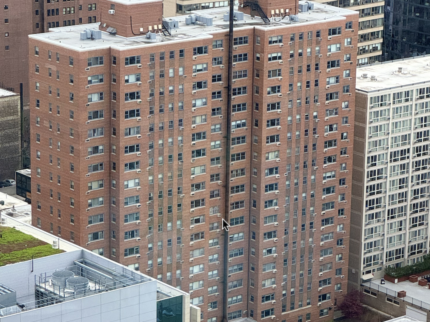 2909 N SHERIDAN Road Unit: 402