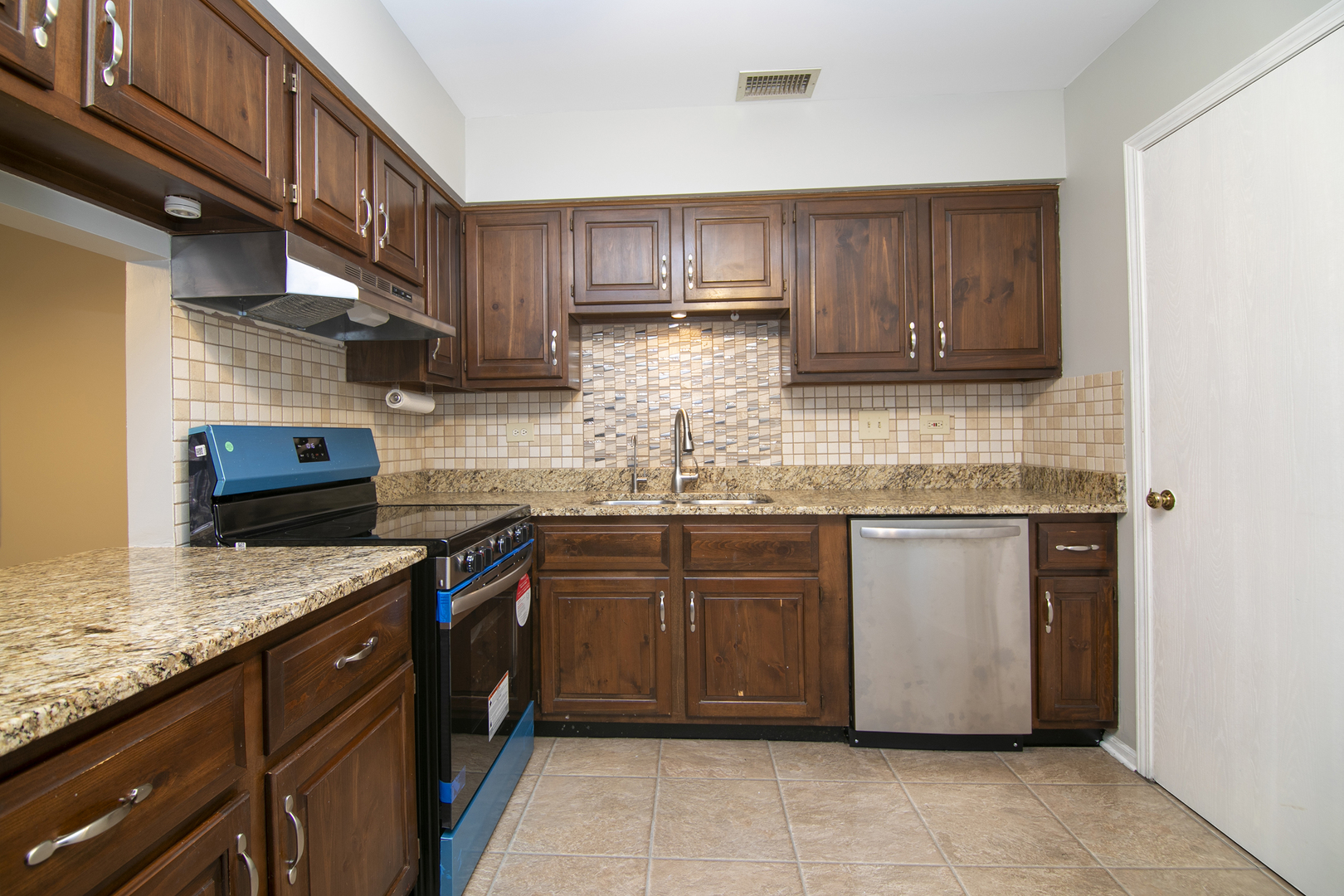 242 Stanhope Drive Unit: D