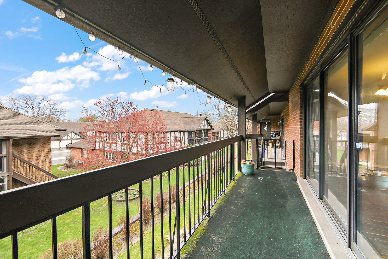 242 Stanhope Drive Unit: D