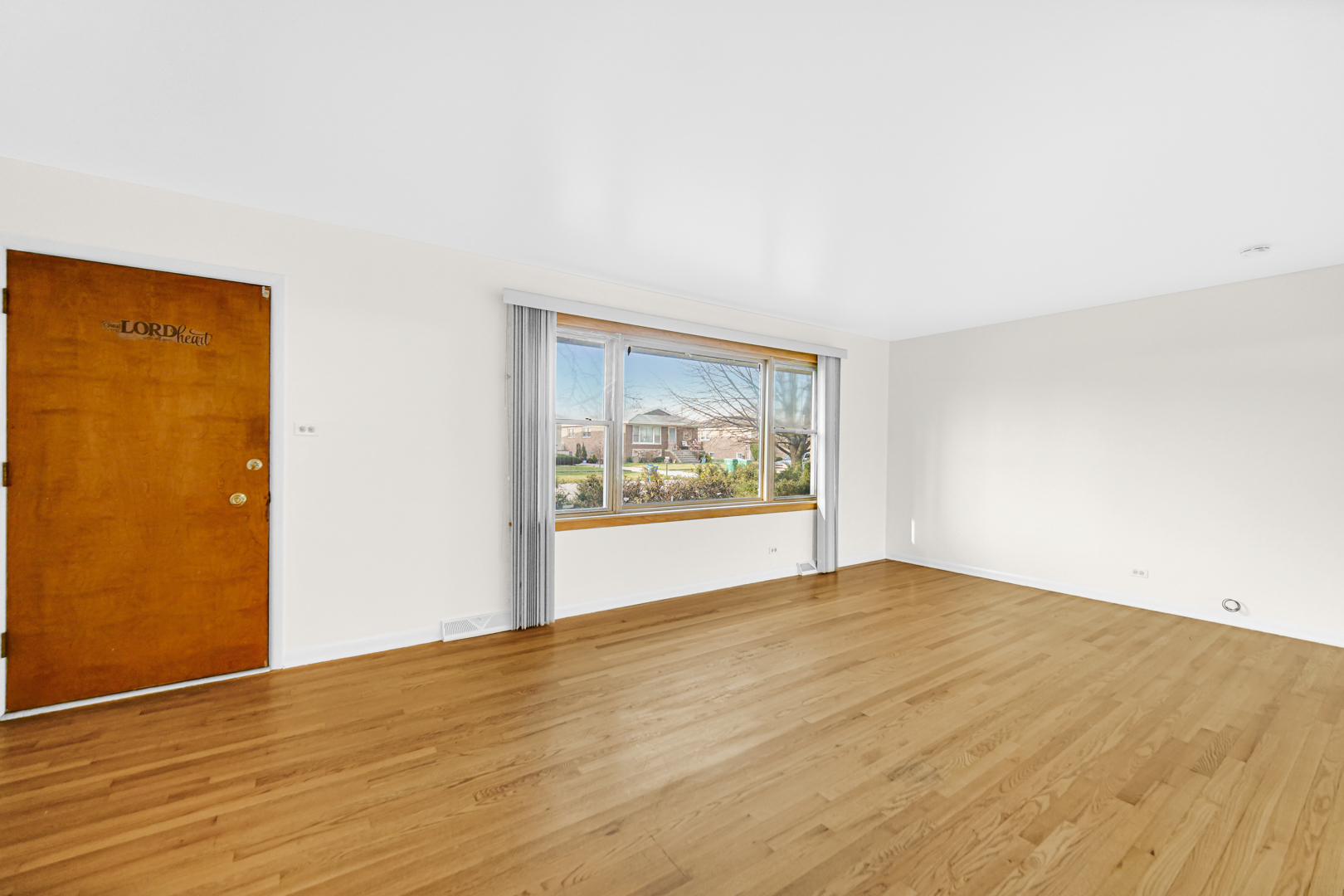 4908 W 85th Place